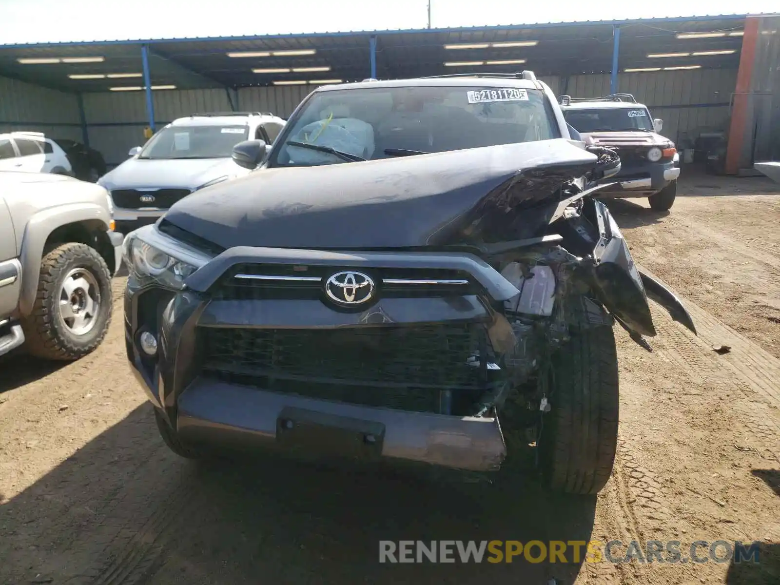 9 Photograph of a damaged car JTEBU5JR0L5752873 TOYOTA 4RUNNER 2020