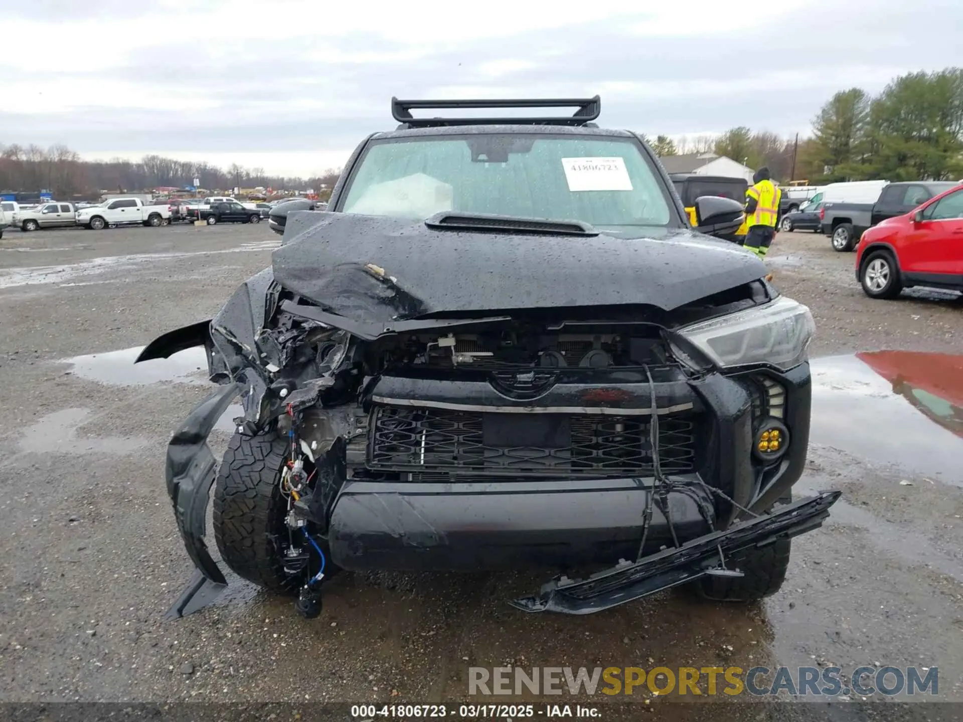 12 Photograph of a damaged car JTEBU5JR0L5758804 TOYOTA 4RUNNER 2020