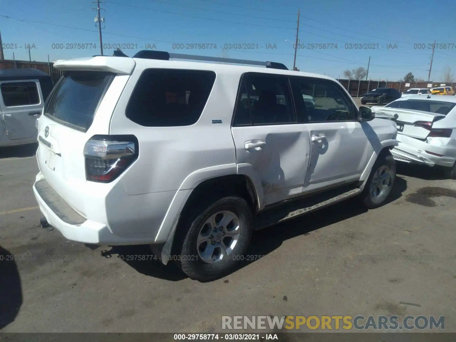 4 Photograph of a damaged car JTEBU5JR0L5789700 TOYOTA 4RUNNER 2020