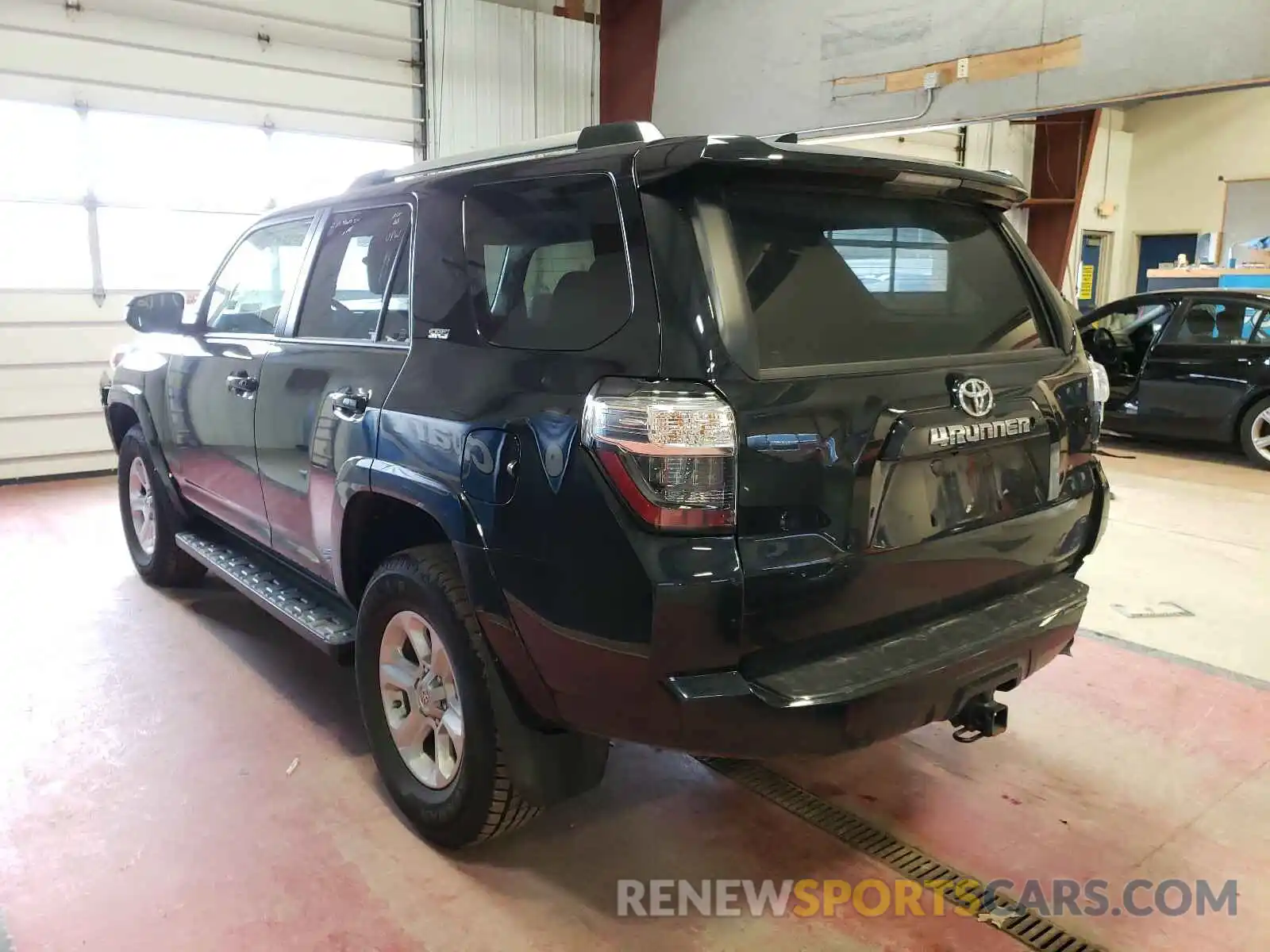 3 Photograph of a damaged car JTEBU5JR0L5791379 TOYOTA 4RUNNER 2020