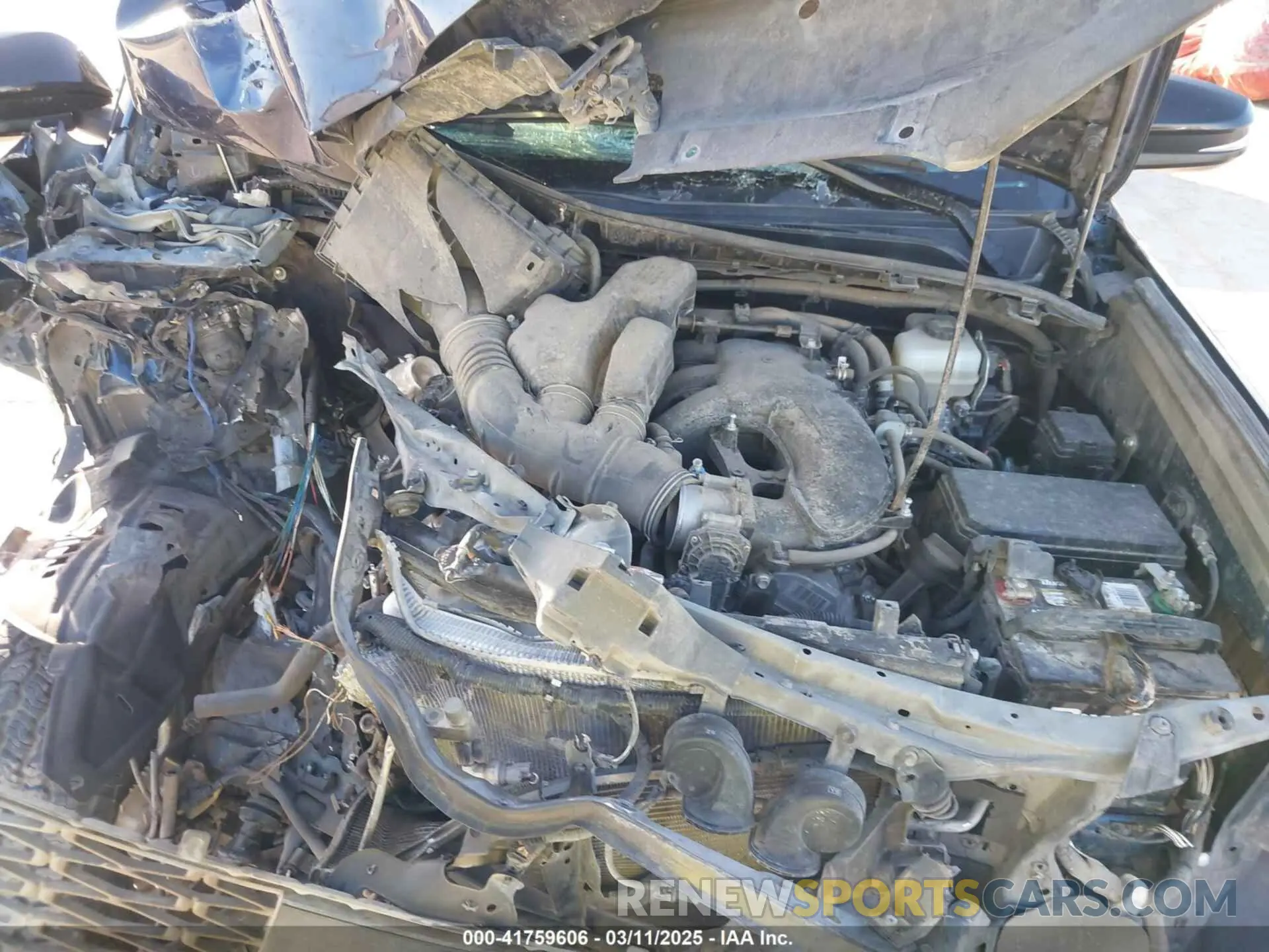 10 Photograph of a damaged car JTEBU5JR0L5800176 TOYOTA 4RUNNER 2020