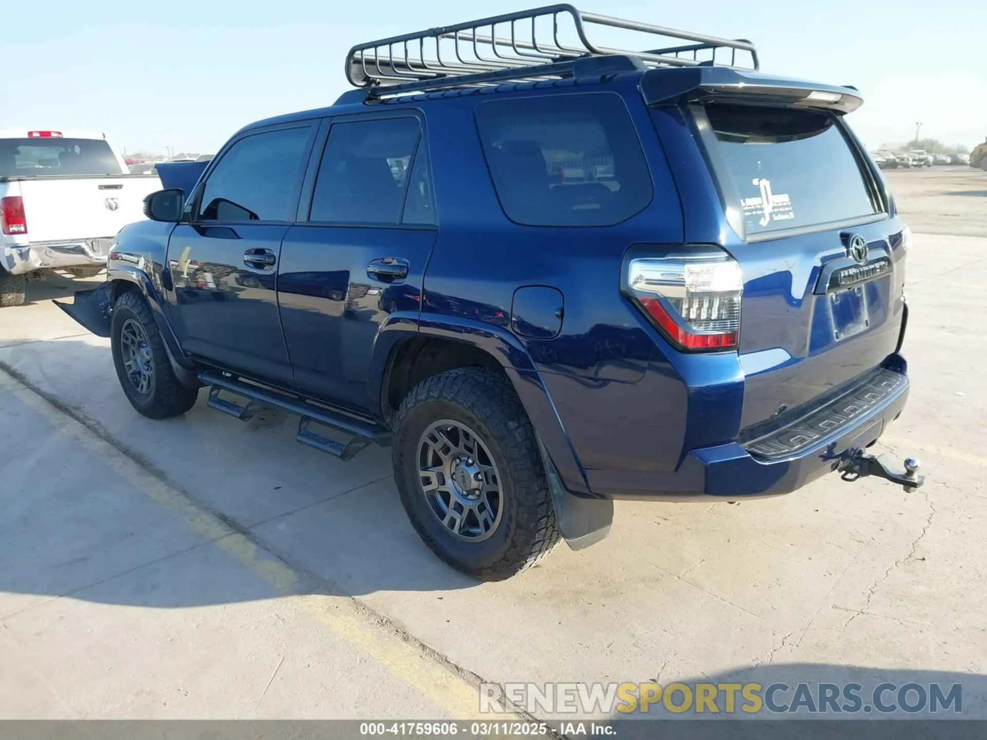 3 Photograph of a damaged car JTEBU5JR0L5800176 TOYOTA 4RUNNER 2020