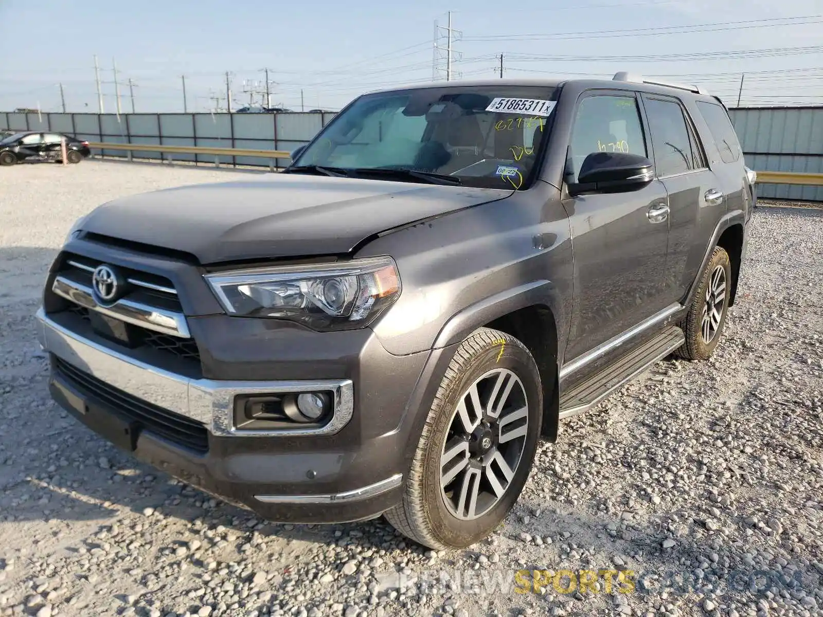 2 Photograph of a damaged car JTEBU5JR0L5827569 TOYOTA 4RUNNER 2020