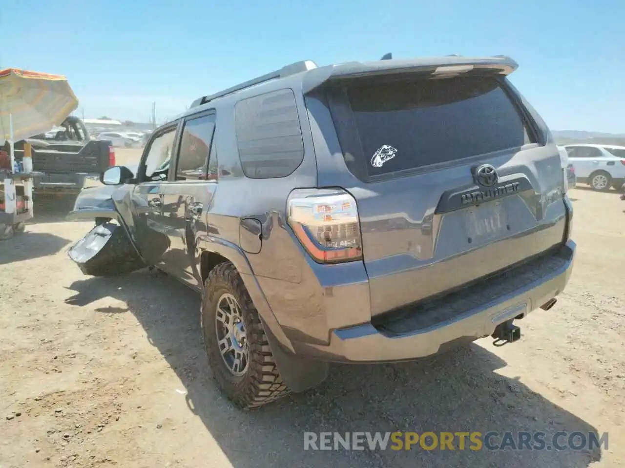 3 Photograph of a damaged car JTEBU5JR0L5835462 TOYOTA 4RUNNER 2020