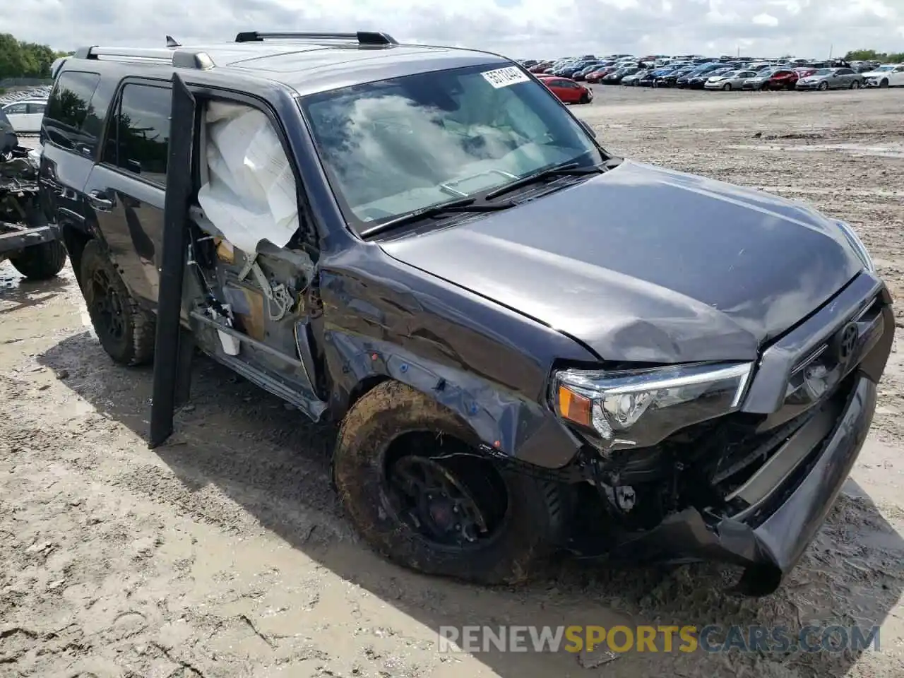 9 Photograph of a damaged car JTEBU5JR1L5747942 TOYOTA 4RUNNER 2020