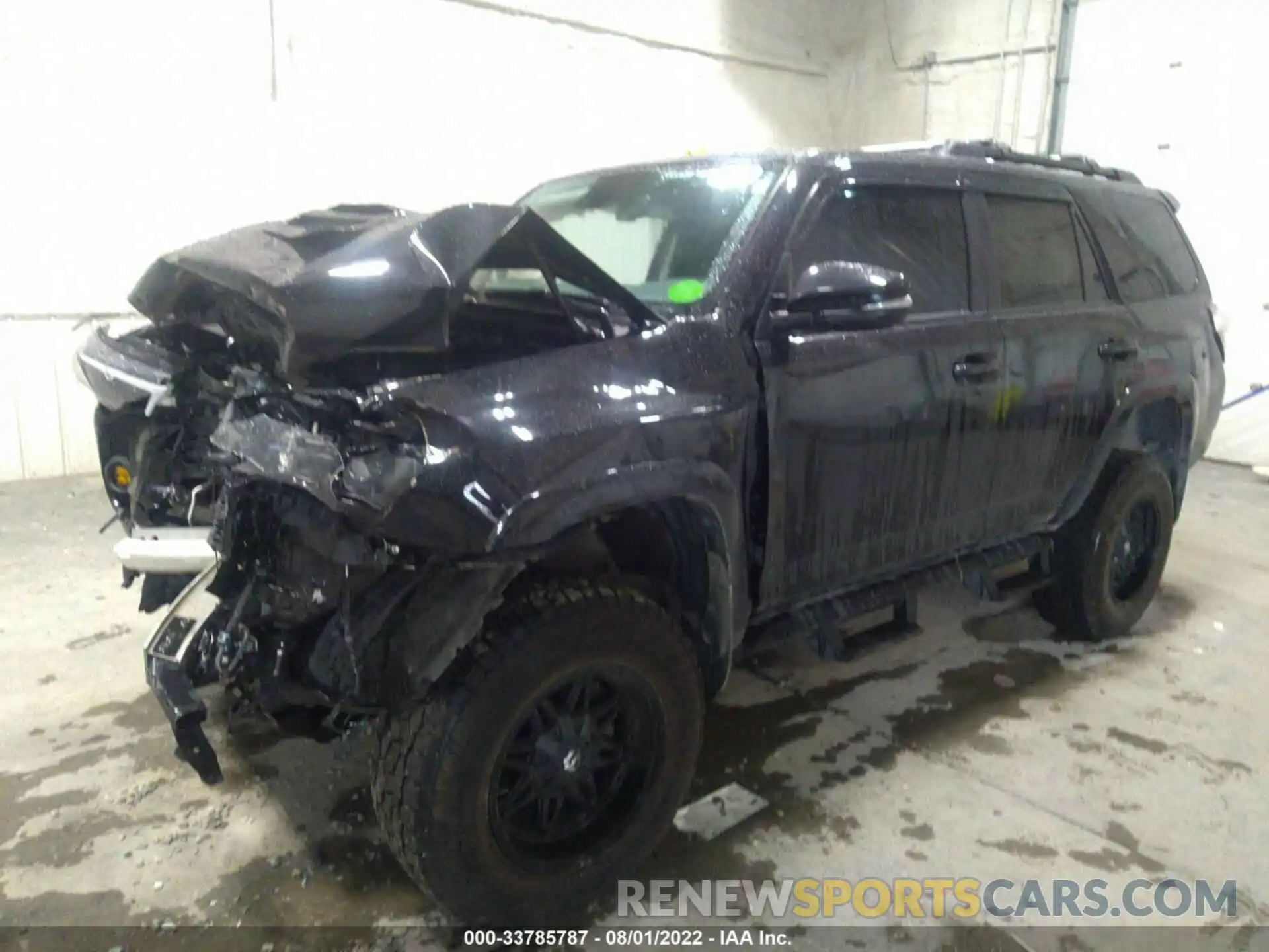 2 Photograph of a damaged car JTEBU5JR1L5758598 TOYOTA 4RUNNER 2020