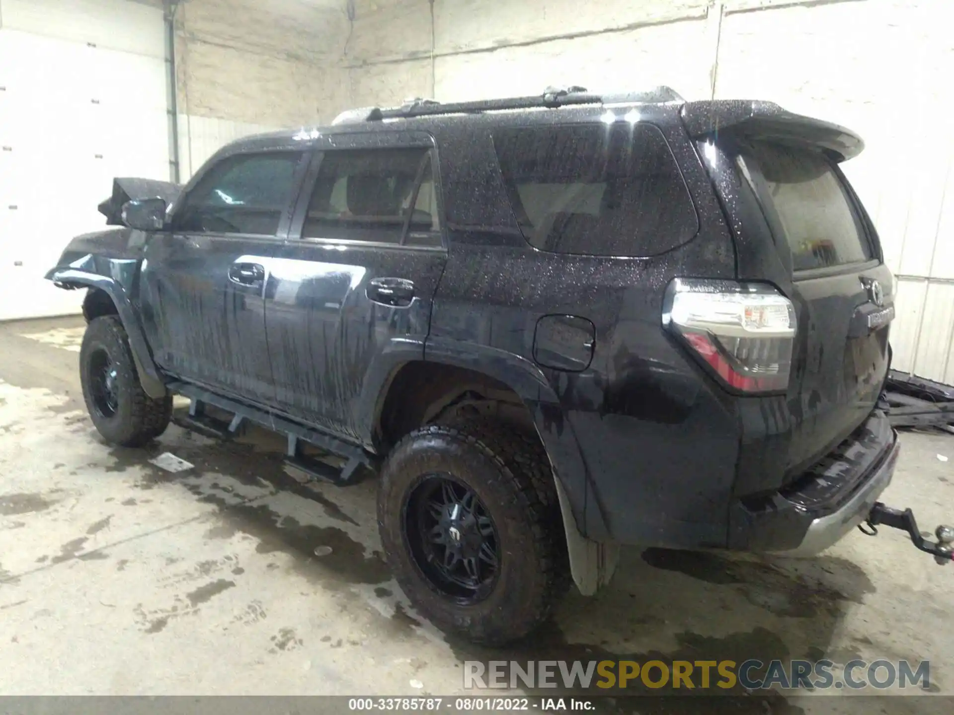 3 Photograph of a damaged car JTEBU5JR1L5758598 TOYOTA 4RUNNER 2020