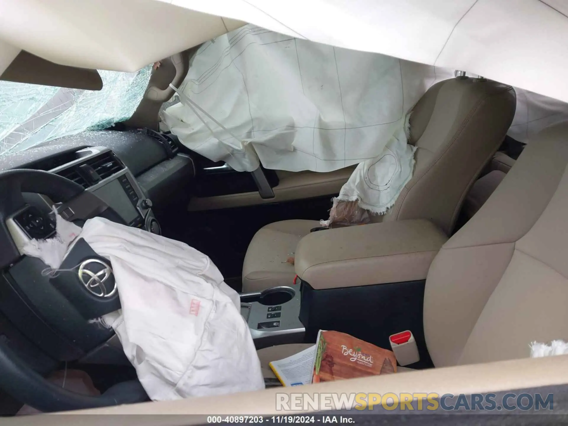 5 Photograph of a damaged car JTEBU5JR1L5761159 TOYOTA 4RUNNER 2020