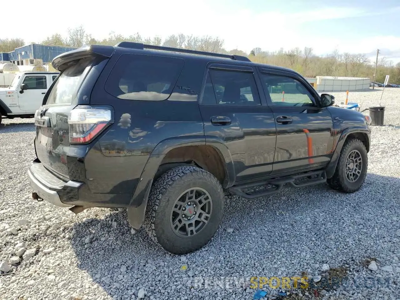 3 Photograph of a damaged car JTEBU5JR1L5767530 TOYOTA 4RUNNER 2020