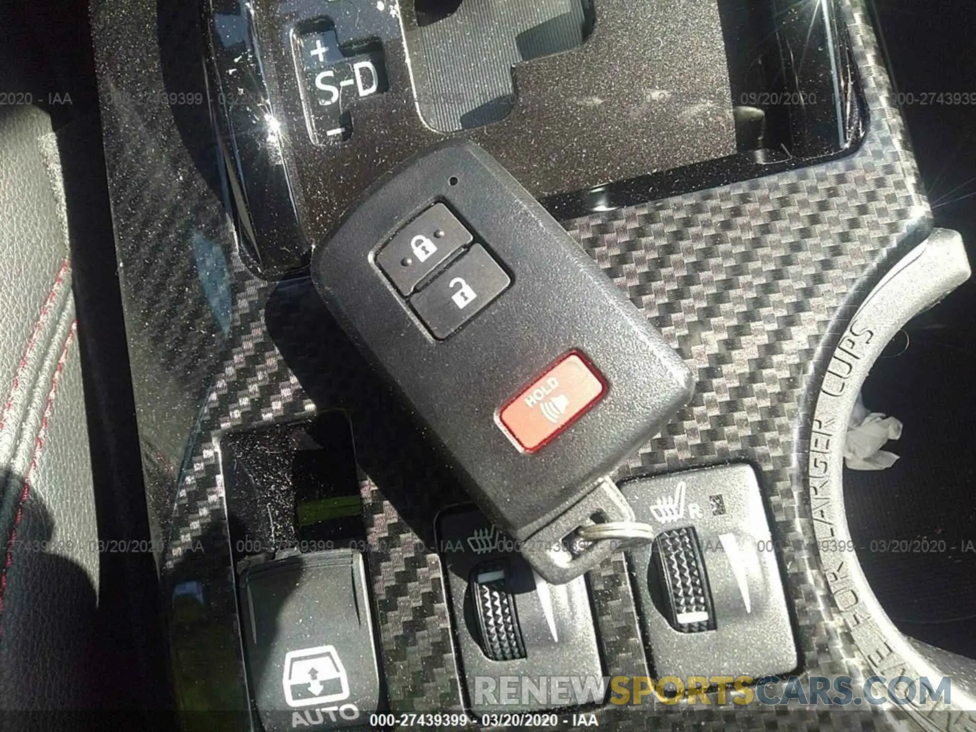11 Photograph of a damaged car JTEBU5JR1L5782500 TOYOTA 4RUNNER 2020