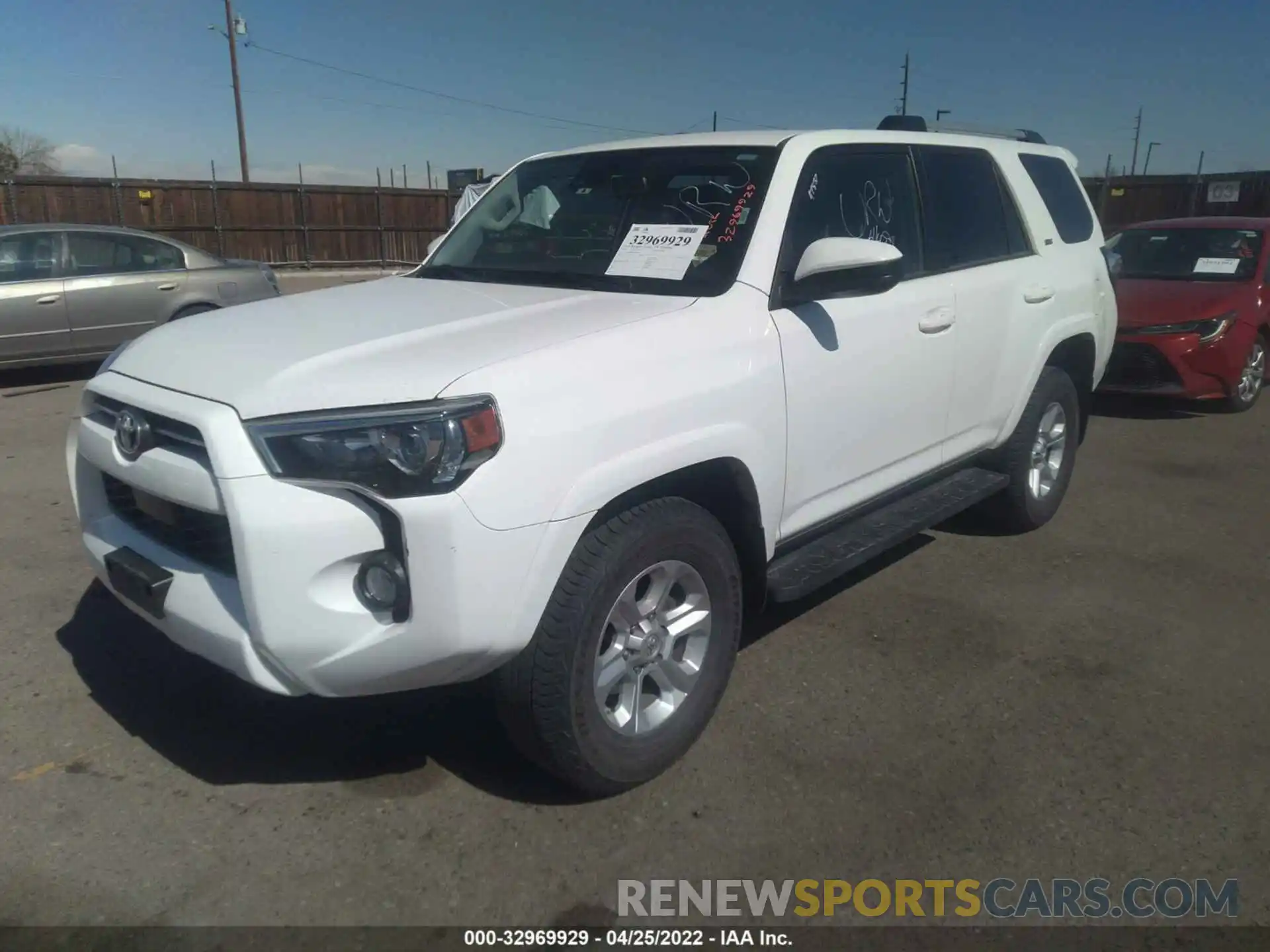 2 Photograph of a damaged car JTEBU5JR1L5787809 TOYOTA 4RUNNER 2020