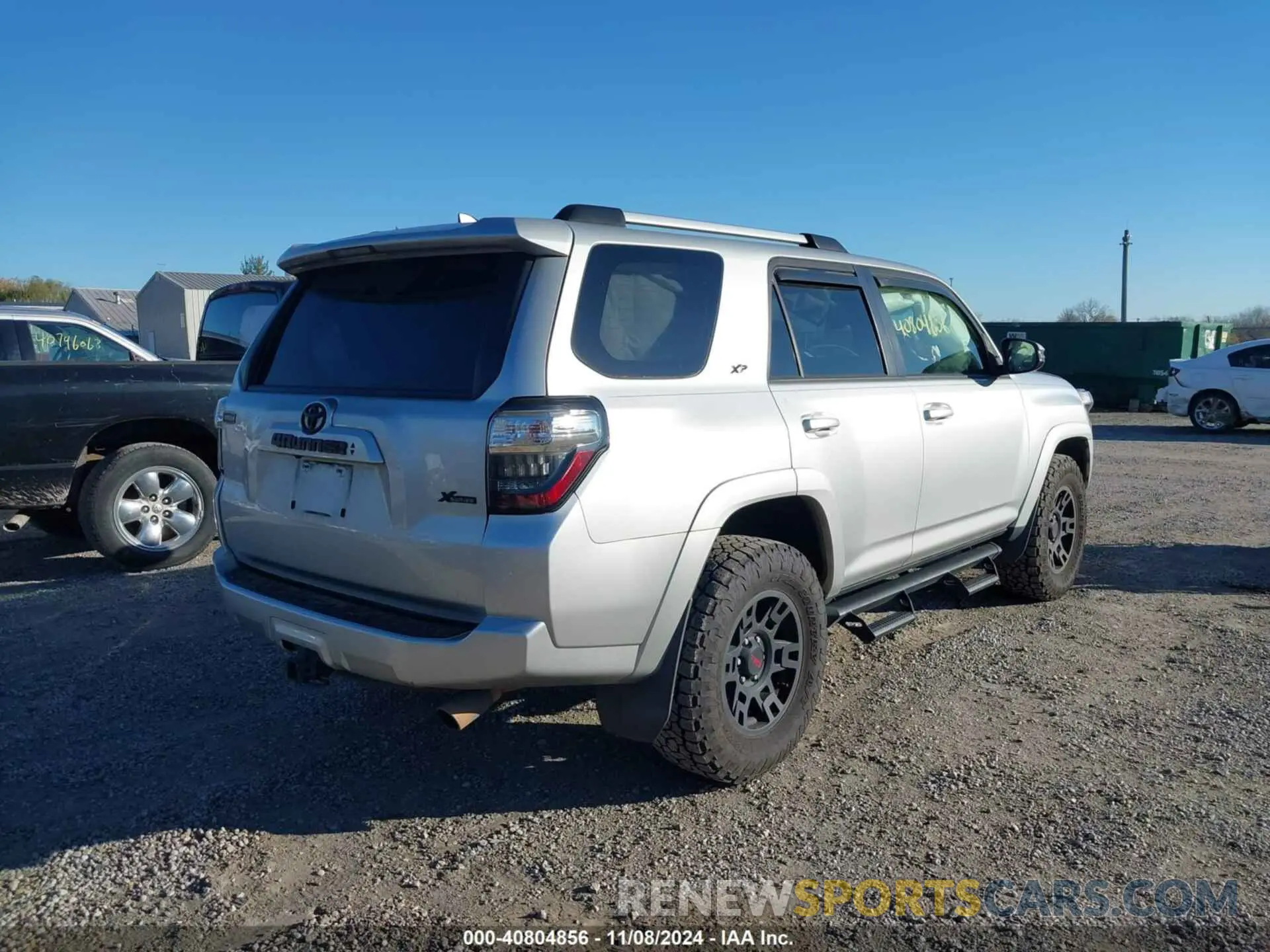 4 Photograph of a damaged car JTEBU5JR1L5790810 TOYOTA 4RUNNER 2020