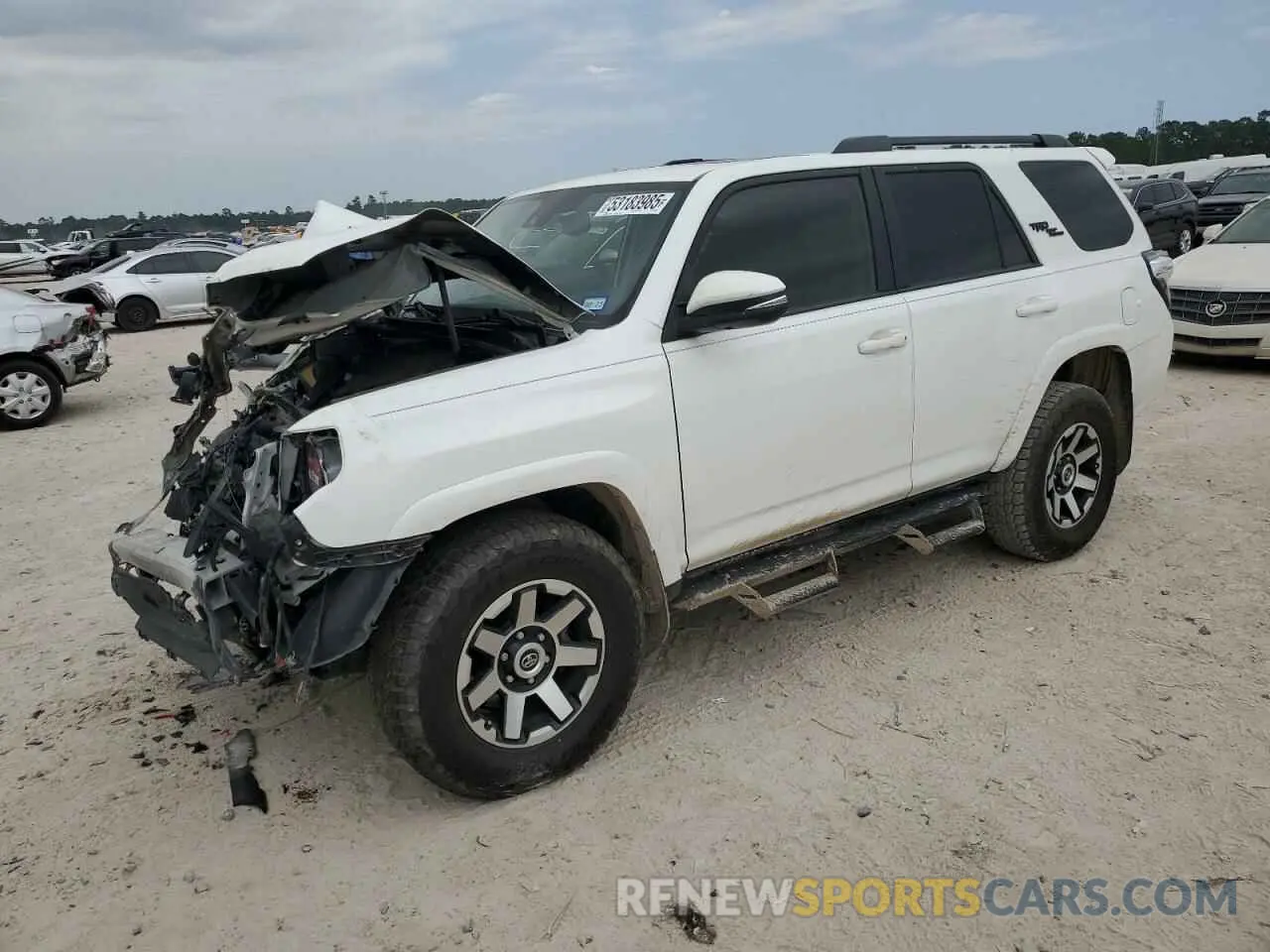 1 Photograph of a damaged car JTEBU5JR1L5801949 TOYOTA 4RUNNER 2020