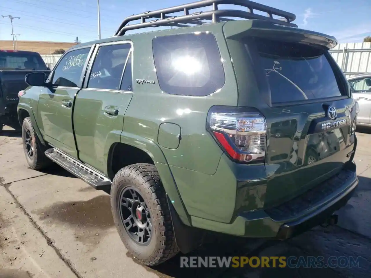 3 Photograph of a damaged car JTEBU5JR1L5804267 TOYOTA 4RUNNER 2020