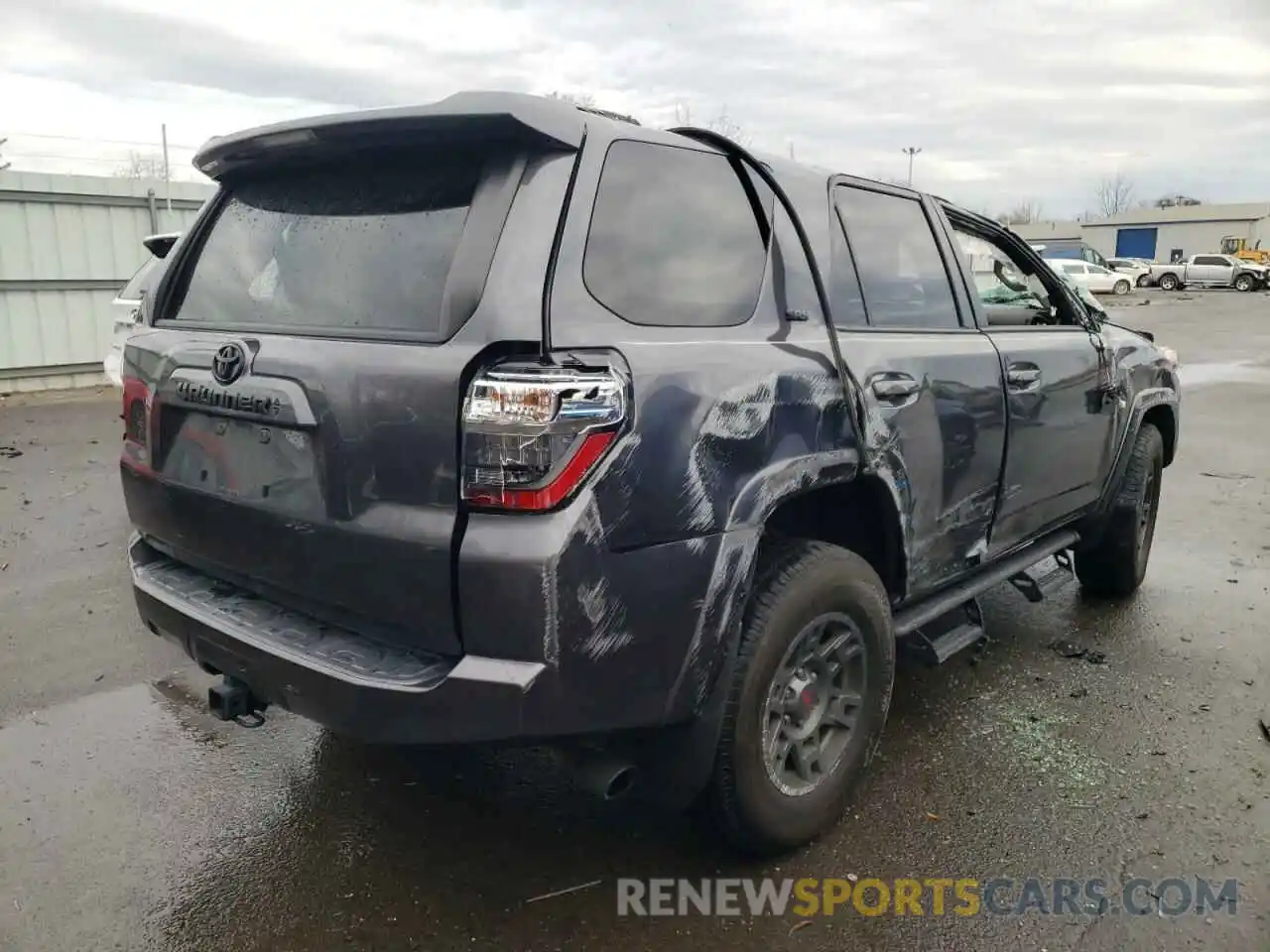 3 Photograph of a damaged car JTEBU5JR1L5809260 TOYOTA 4RUNNER 2020