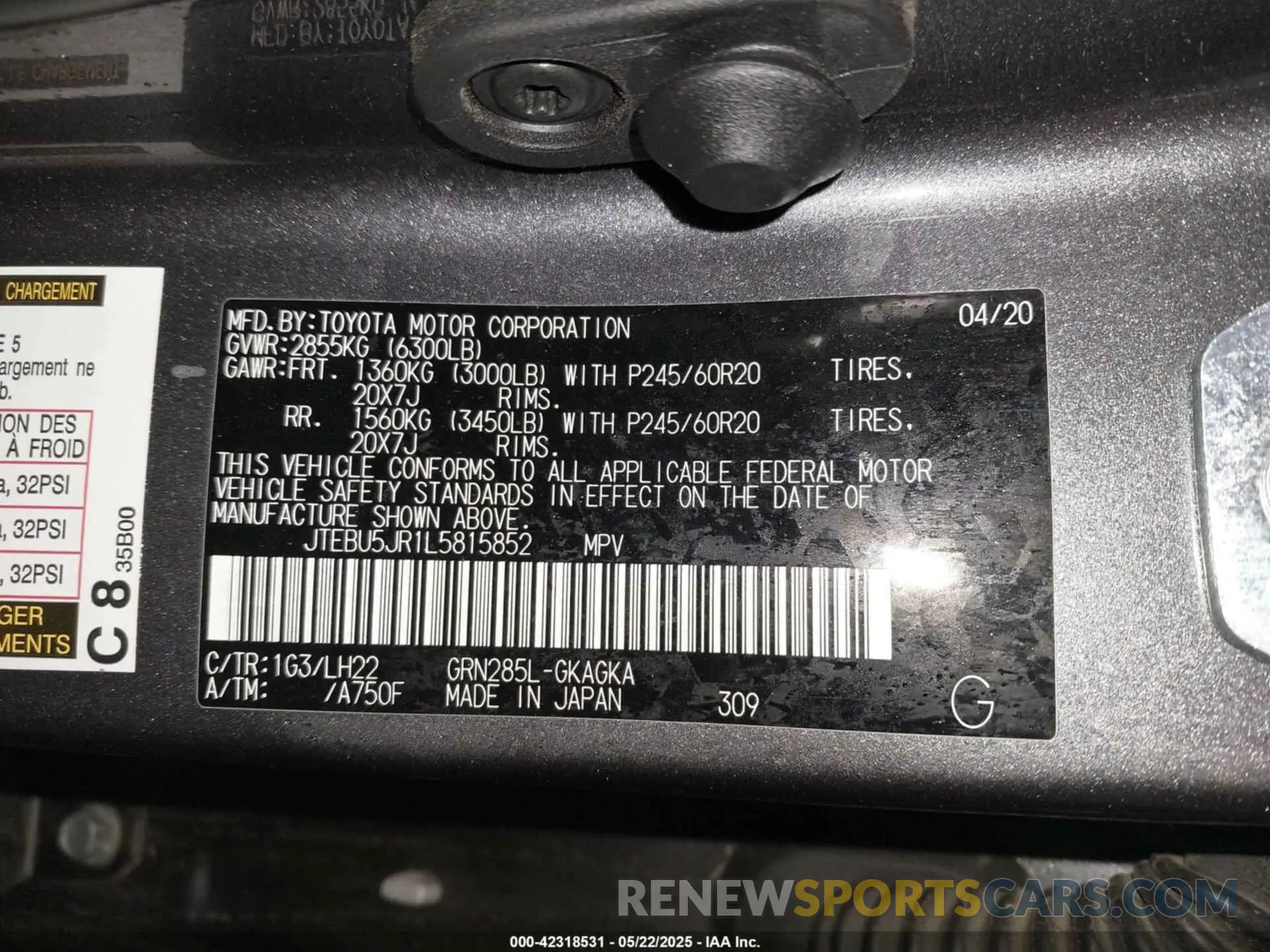 9 Photograph of a damaged car JTEBU5JR1L5815852 TOYOTA 4RUNNER 2020