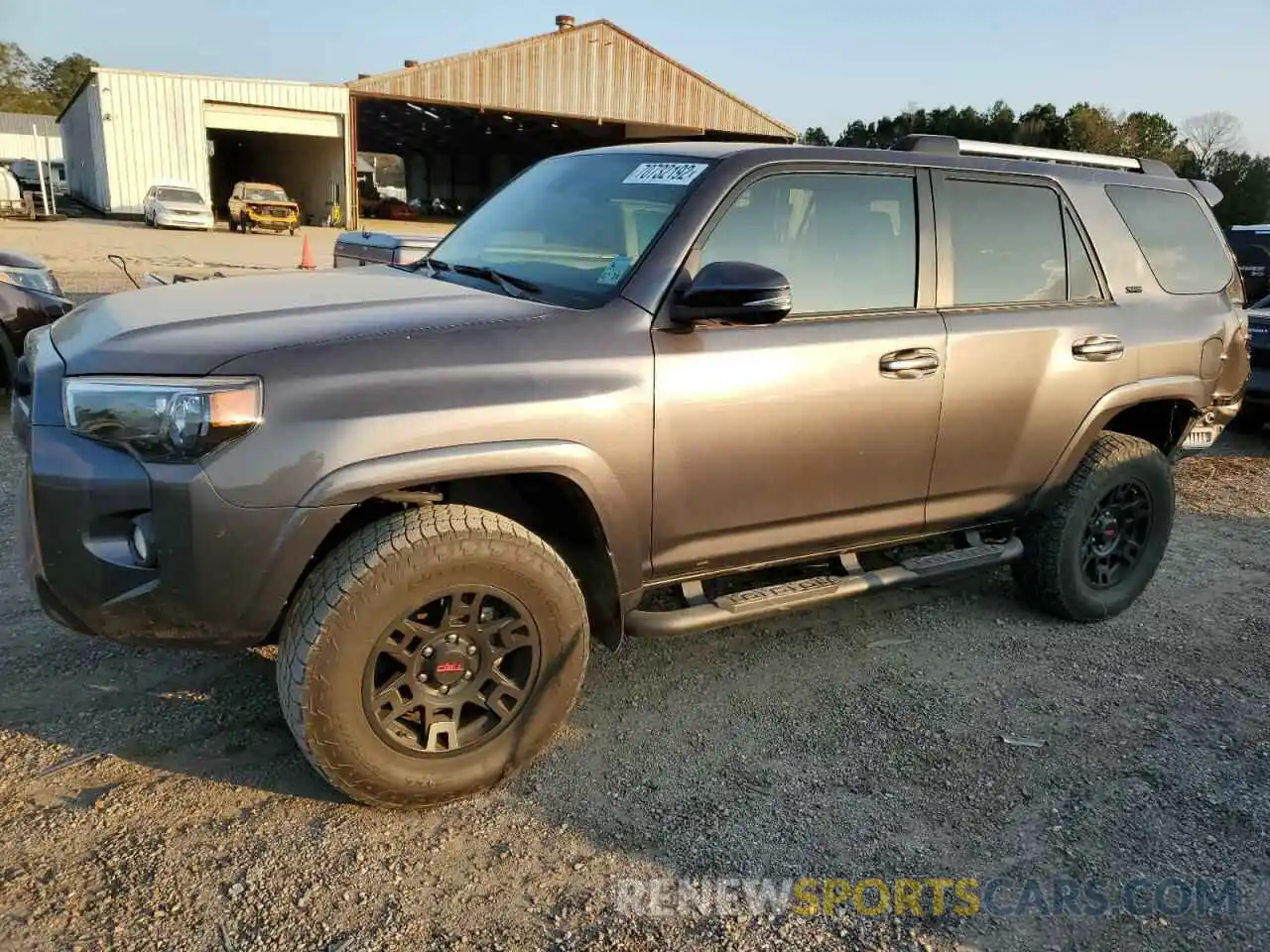 1 Photograph of a damaged car JTEBU5JR1L5818184 TOYOTA 4RUNNER 2020