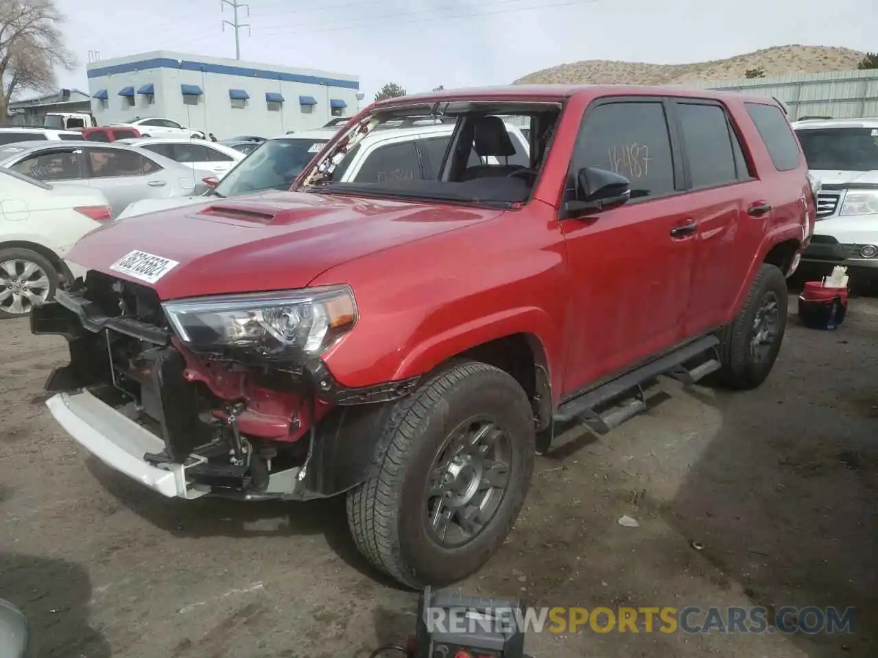 2 Photograph of a damaged car JTEBU5JR1L5831906 TOYOTA 4RUNNER 2020