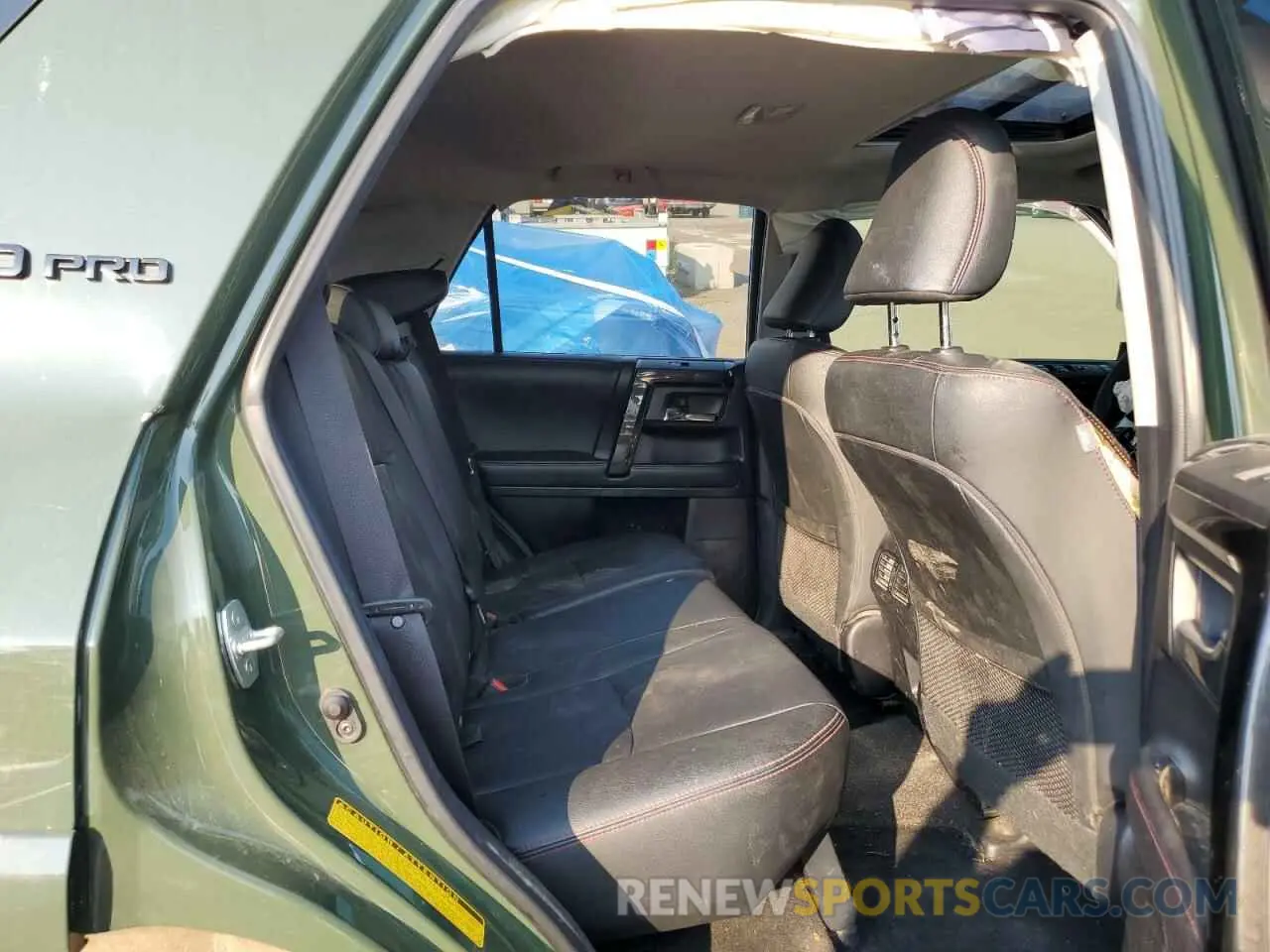 11 Photograph of a damaged car JTEBU5JR2L5737713 TOYOTA 4RUNNER 2020
