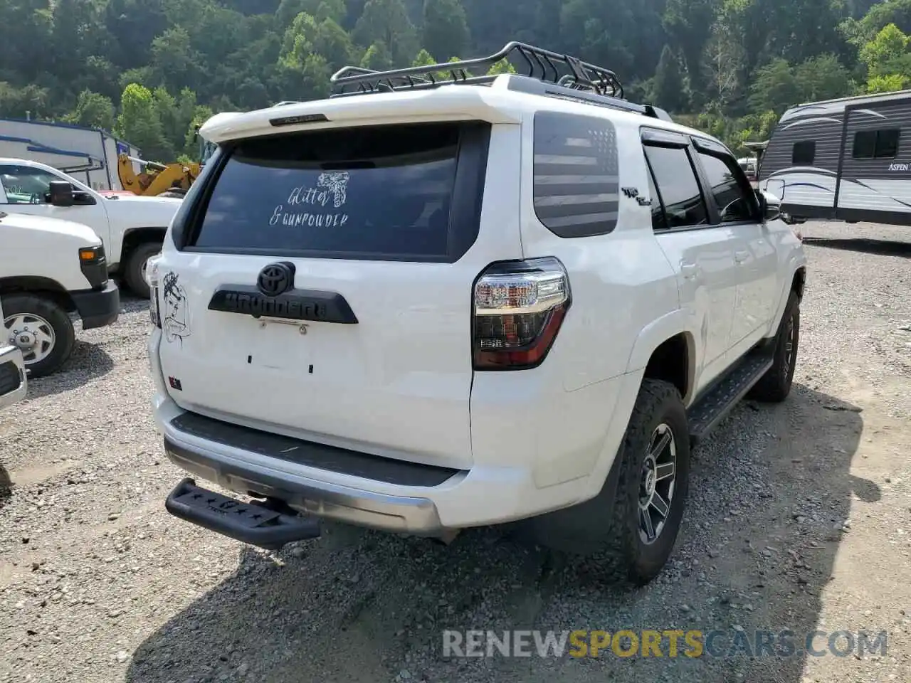 4 Photograph of a damaged car JTEBU5JR2L5768394 TOYOTA 4RUNNER 2020