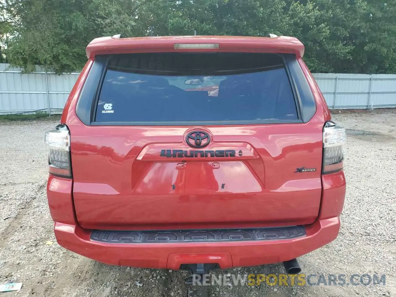 6 Photograph of a damaged car JTEBU5JR2L5773577 TOYOTA 4RUNNER 2020