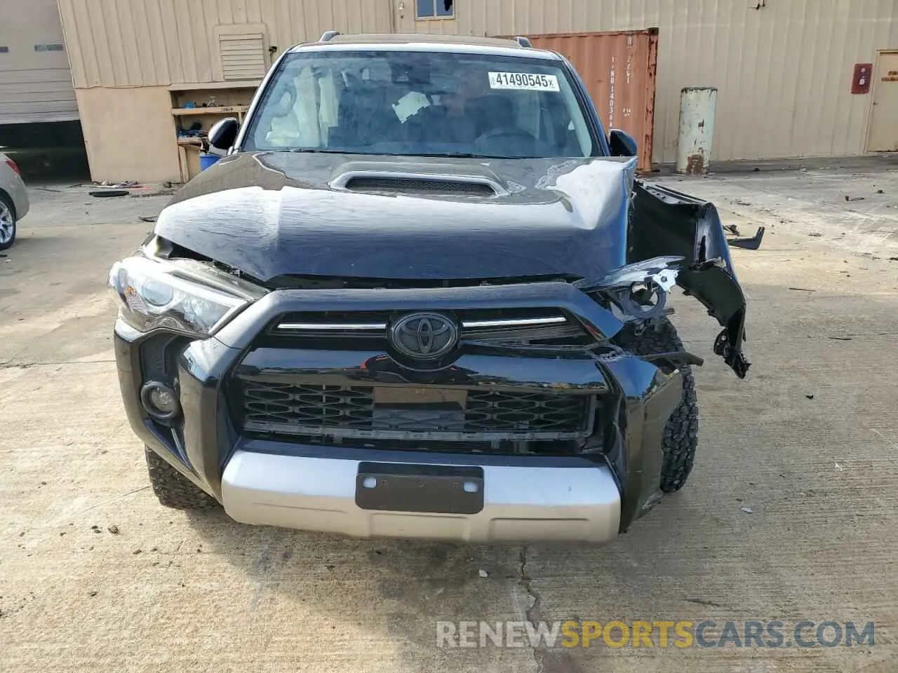 5 Photograph of a damaged car JTEBU5JR2L5784482 TOYOTA 4RUNNER 2020