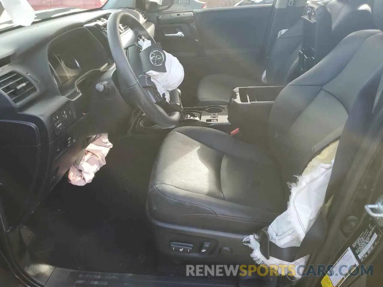 7 Photograph of a damaged car JTEBU5JR2L5784482 TOYOTA 4RUNNER 2020