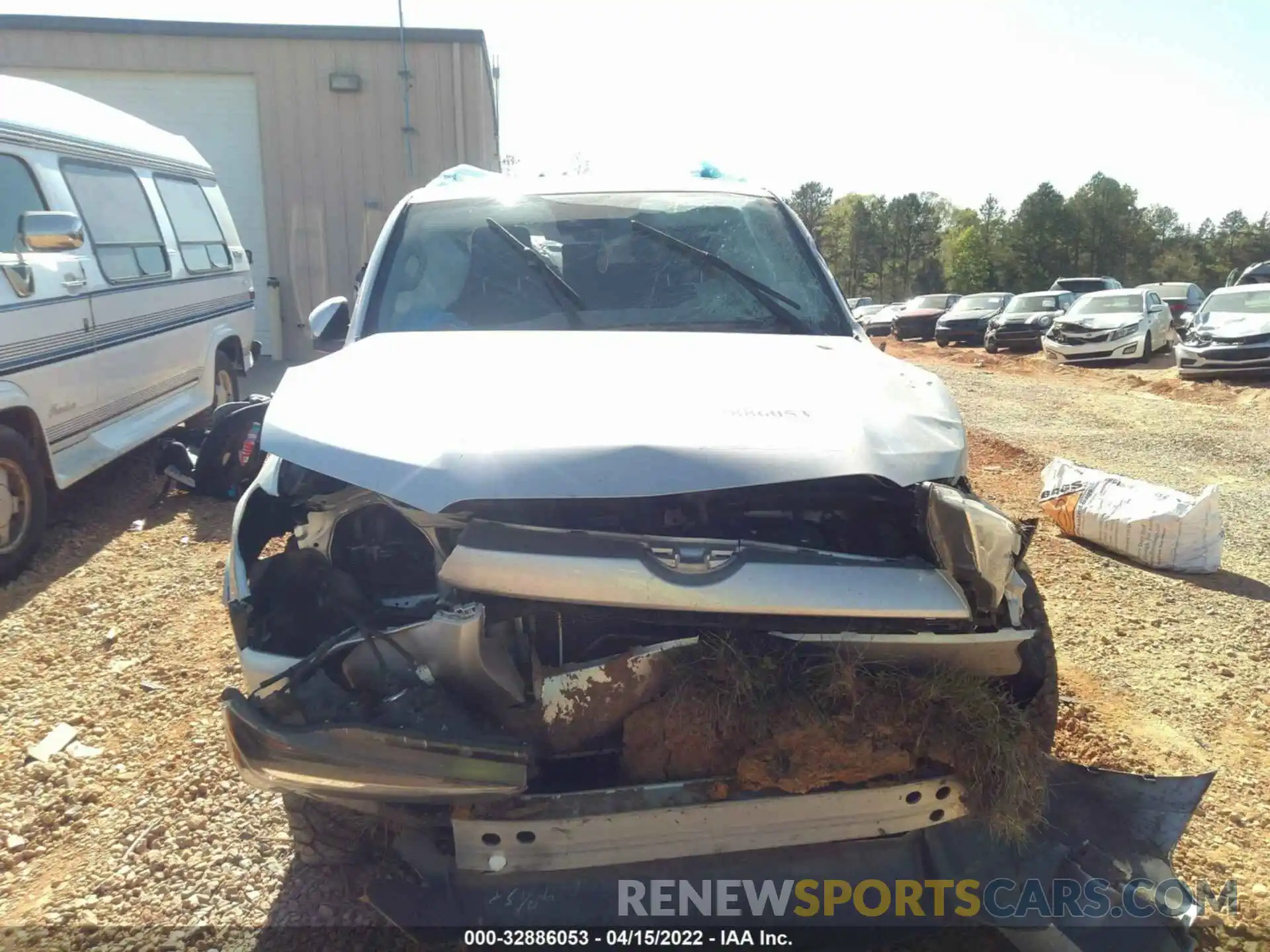 6 Photograph of a damaged car JTEBU5JR2L5785745 TOYOTA 4RUNNER 2020