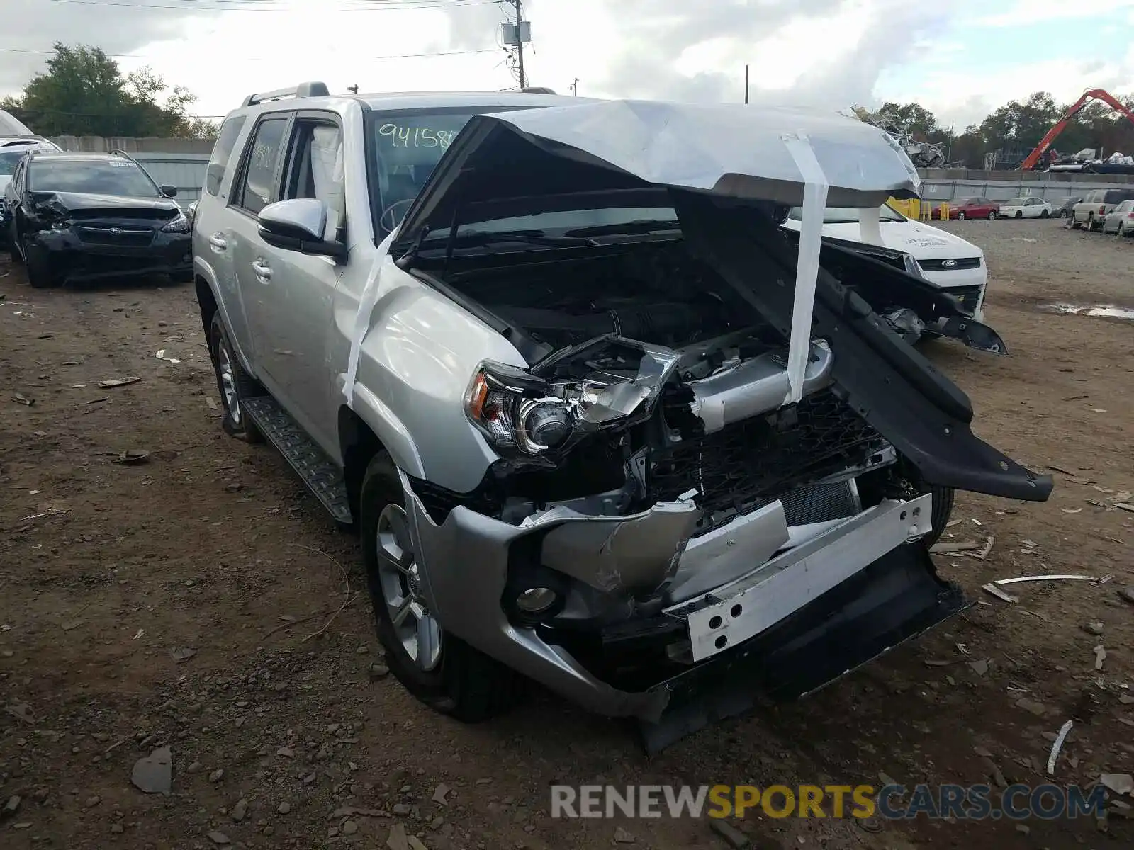 1 Photograph of a damaged car JTEBU5JR2L5793568 TOYOTA 4RUNNER 2020