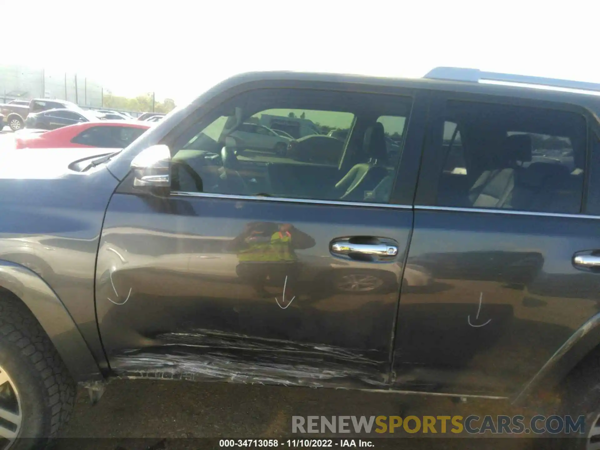 6 Photograph of a damaged car JTEBU5JR2L5805797 TOYOTA 4RUNNER 2020