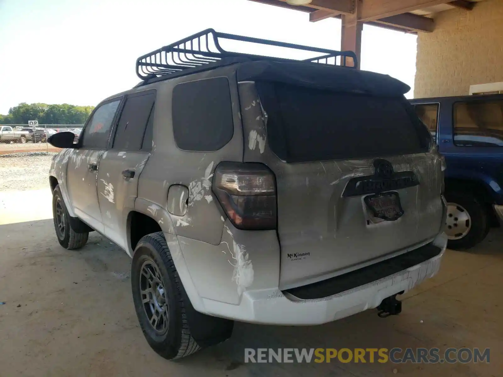 3 Photograph of a damaged car JTEBU5JR2L5806156 TOYOTA 4RUNNER 2020