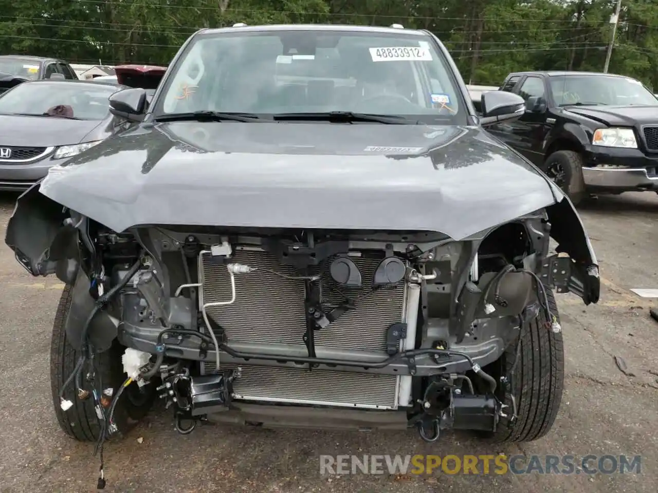 9 Photograph of a damaged car JTEBU5JR2L5806447 TOYOTA 4RUNNER 2020