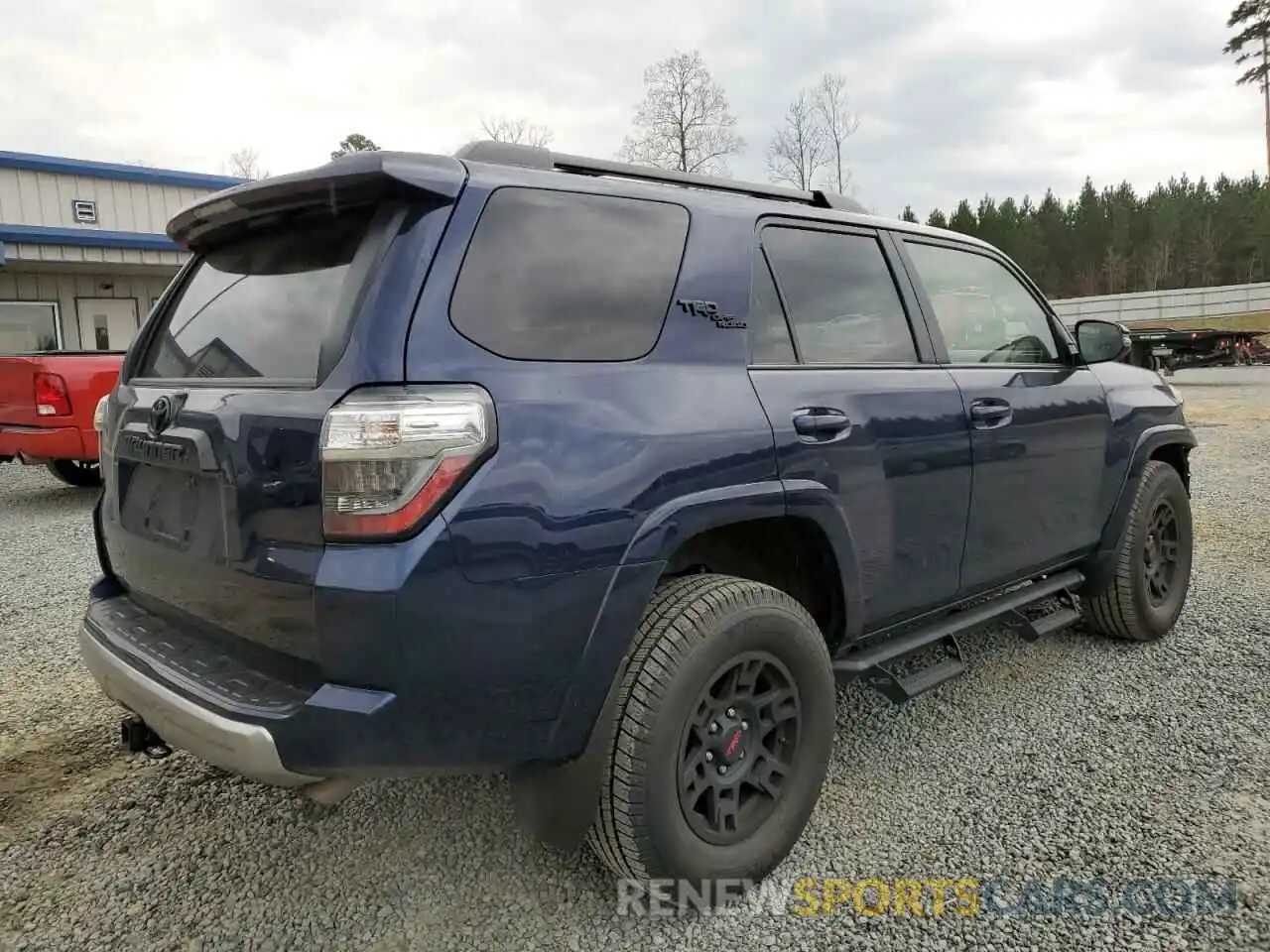 3 Photograph of a damaged car JTEBU5JR2L5832305 TOYOTA 4RUNNER 2020