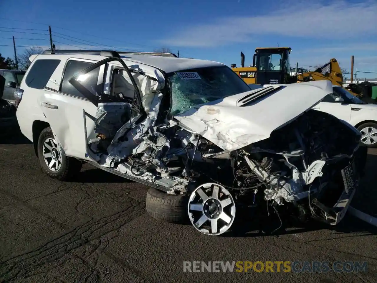 9 Photograph of a damaged car JTEBU5JR3L5748574 TOYOTA 4RUNNER 2020