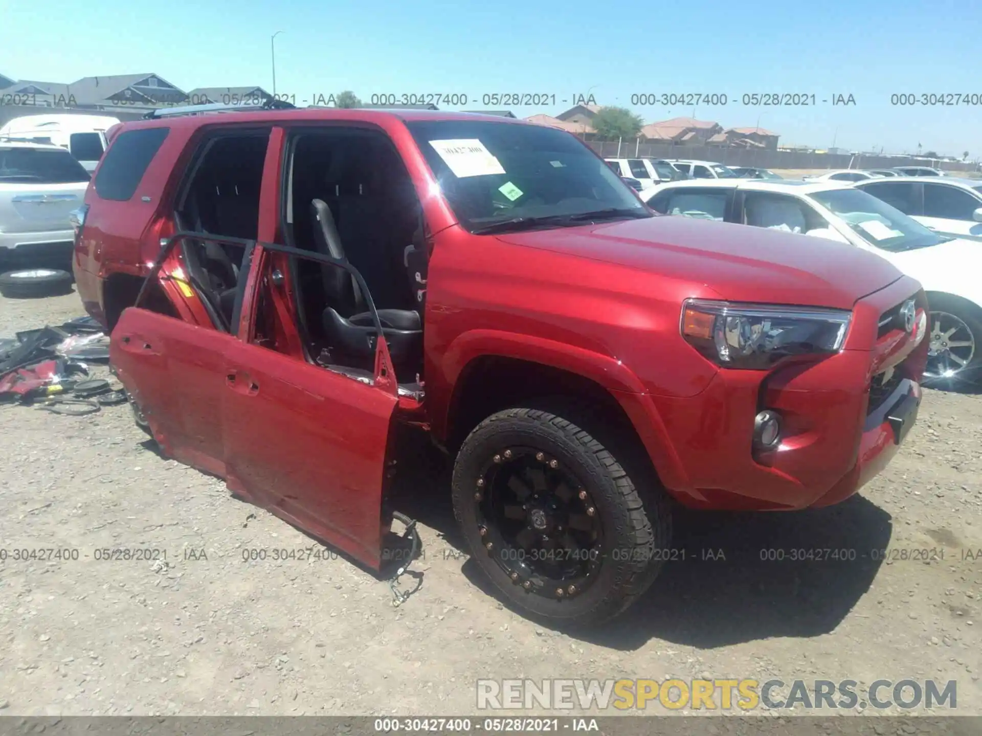 1 Photograph of a damaged car JTEBU5JR3L5757811 TOYOTA 4RUNNER 2020