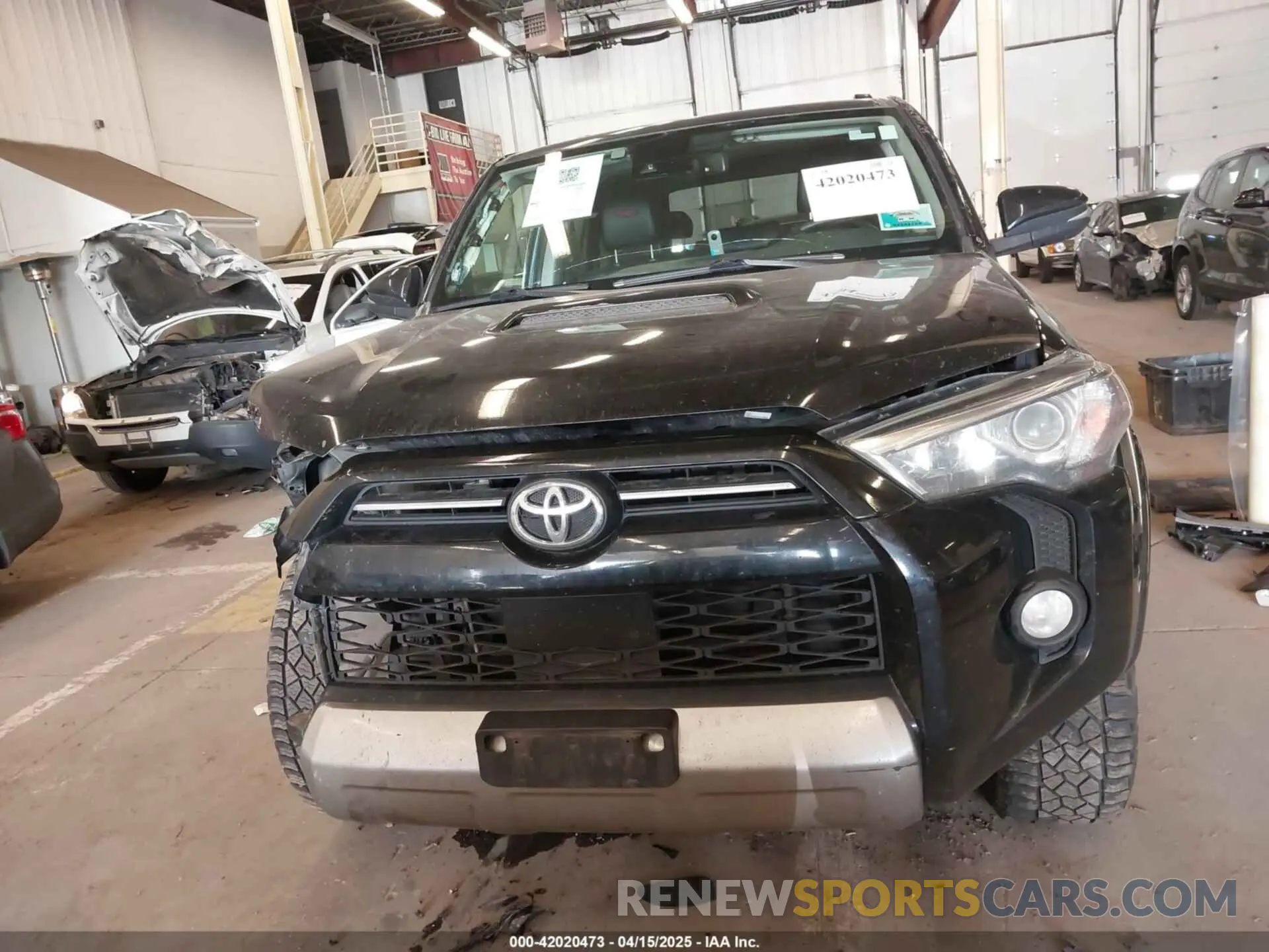 13 Photograph of a damaged car JTEBU5JR3L5768050 TOYOTA 4RUNNER 2020