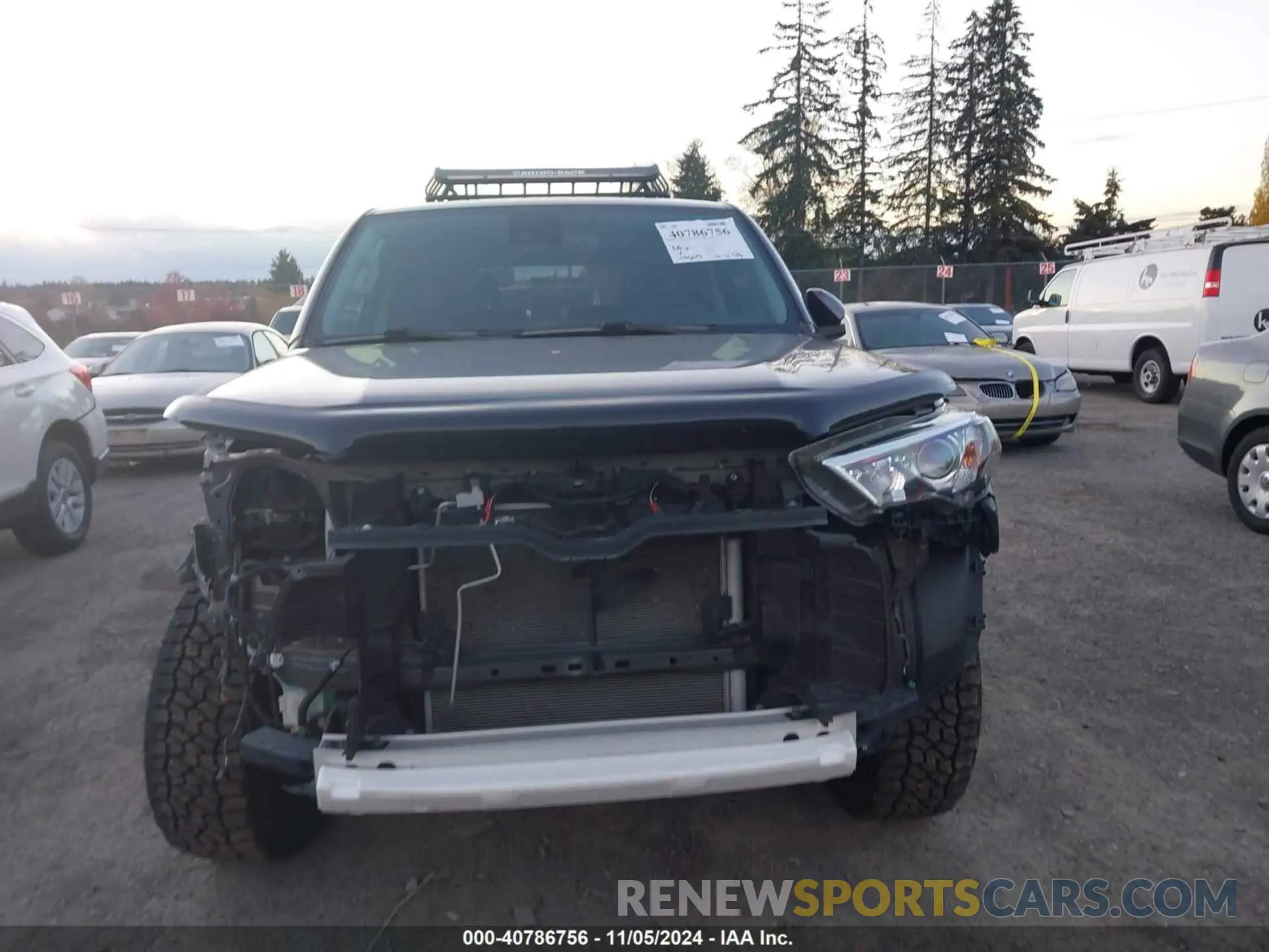 12 Photograph of a damaged car JTEBU5JR3L5775130 TOYOTA 4RUNNER 2020