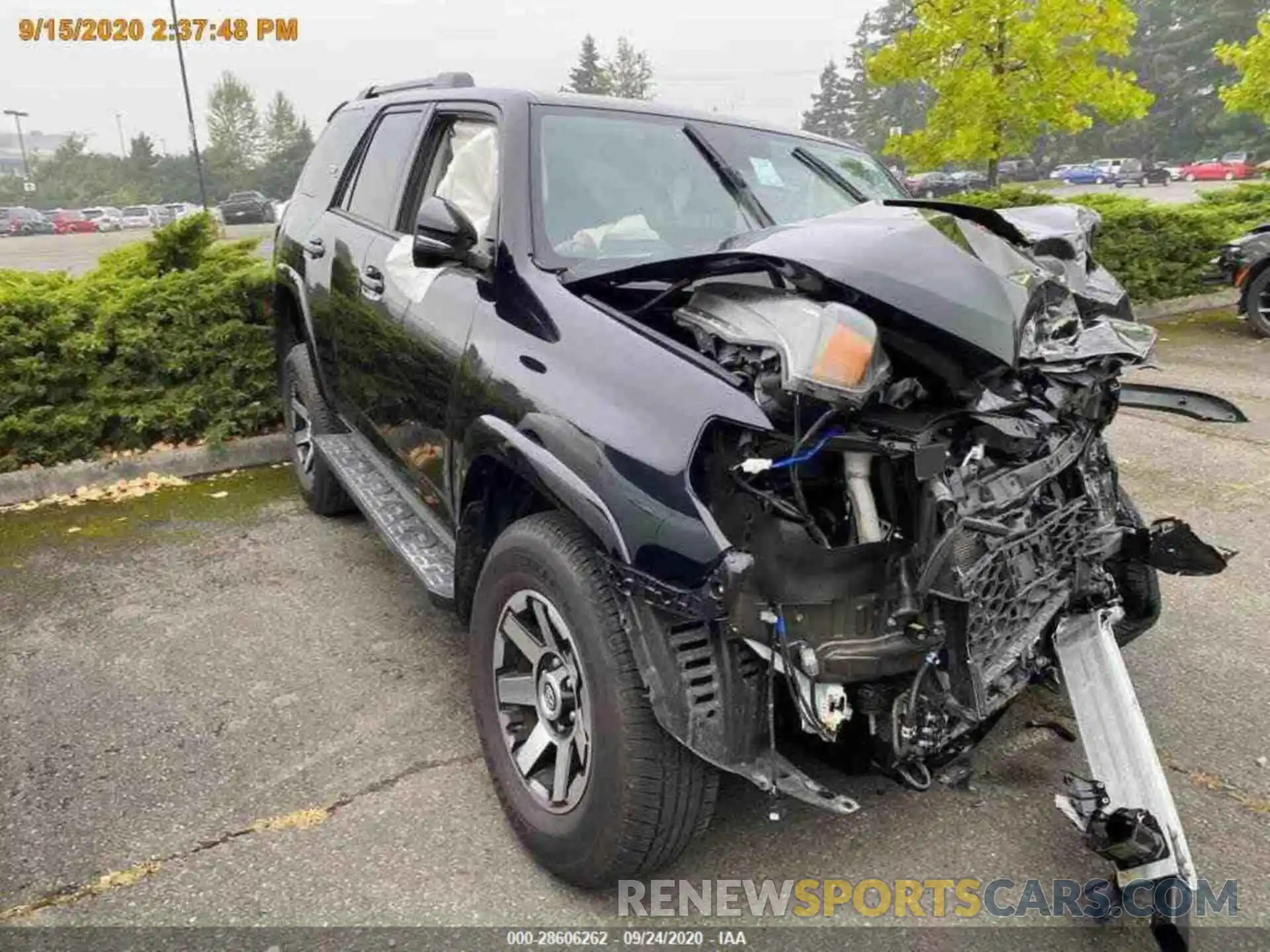 15 Photograph of a damaged car JTEBU5JR3L5777864 TOYOTA 4RUNNER 2020