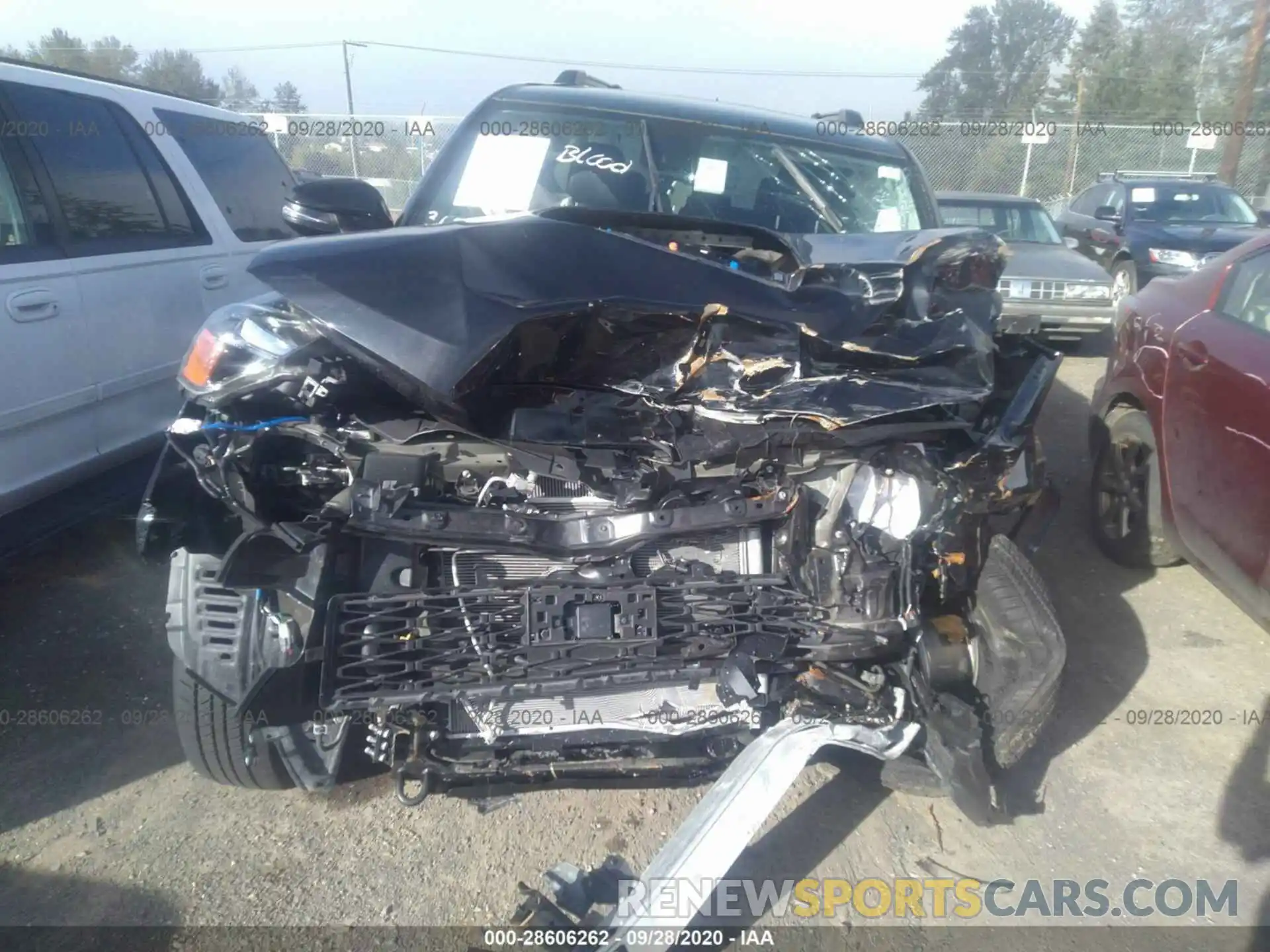 6 Photograph of a damaged car JTEBU5JR3L5777864 TOYOTA 4RUNNER 2020