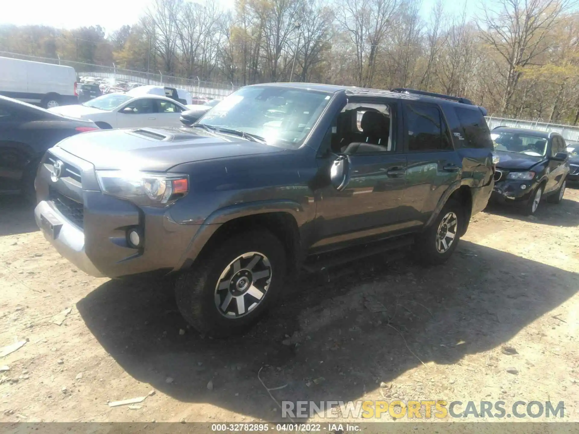 2 Photograph of a damaged car JTEBU5JR3L5790727 TOYOTA 4RUNNER 2020