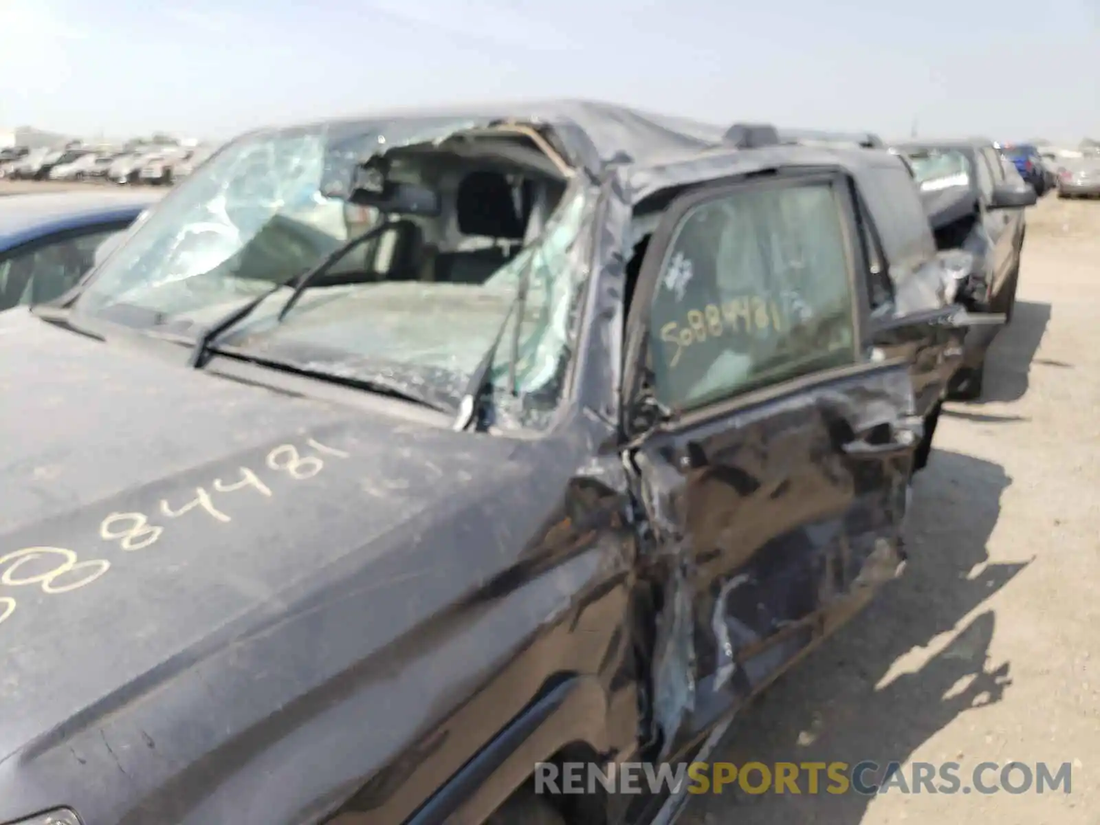 9 Photograph of a damaged car JTEBU5JR3L5792610 TOYOTA 4RUNNER 2020