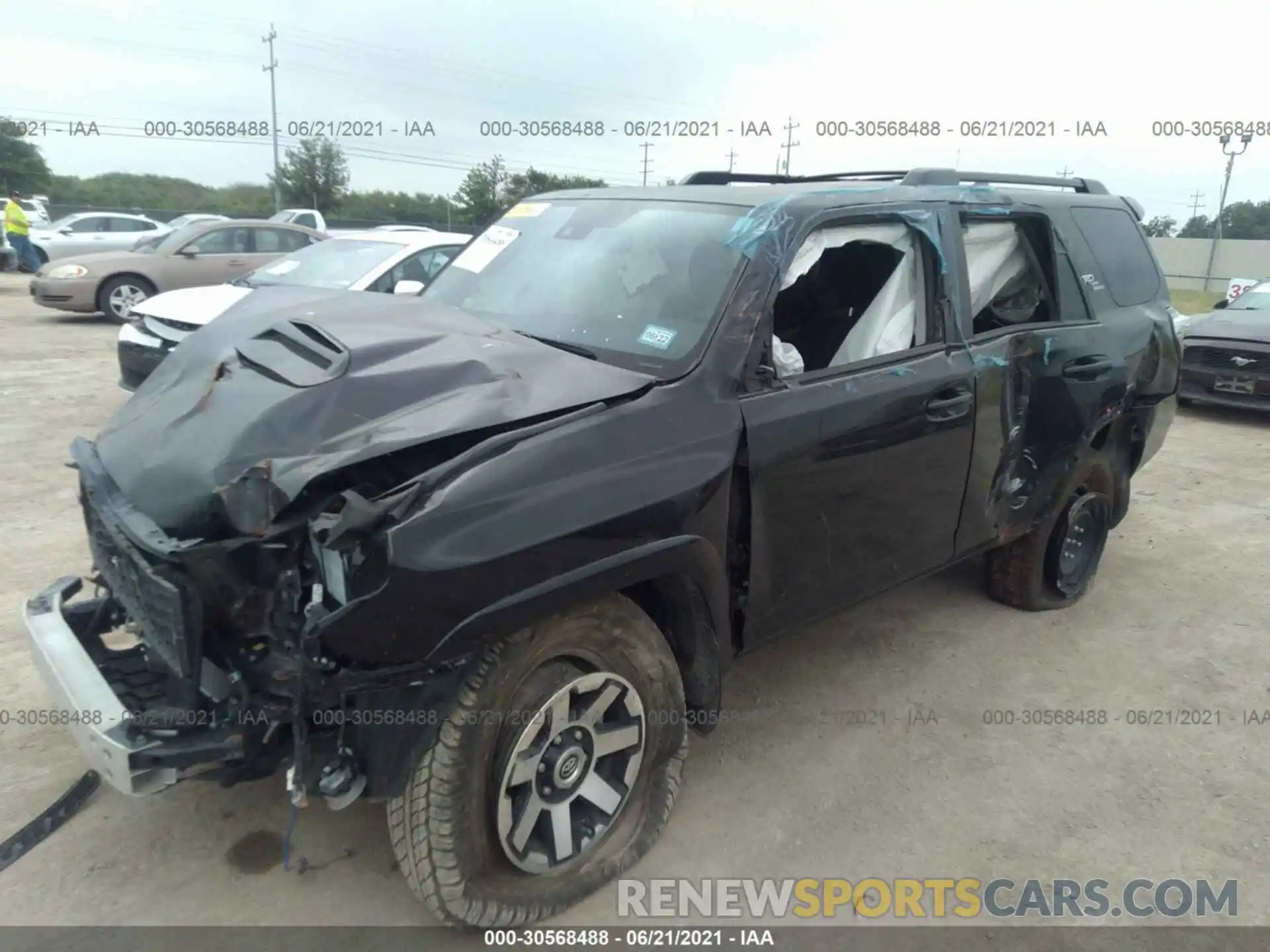 2 Photograph of a damaged car JTEBU5JR3L5795538 TOYOTA 4RUNNER 2020