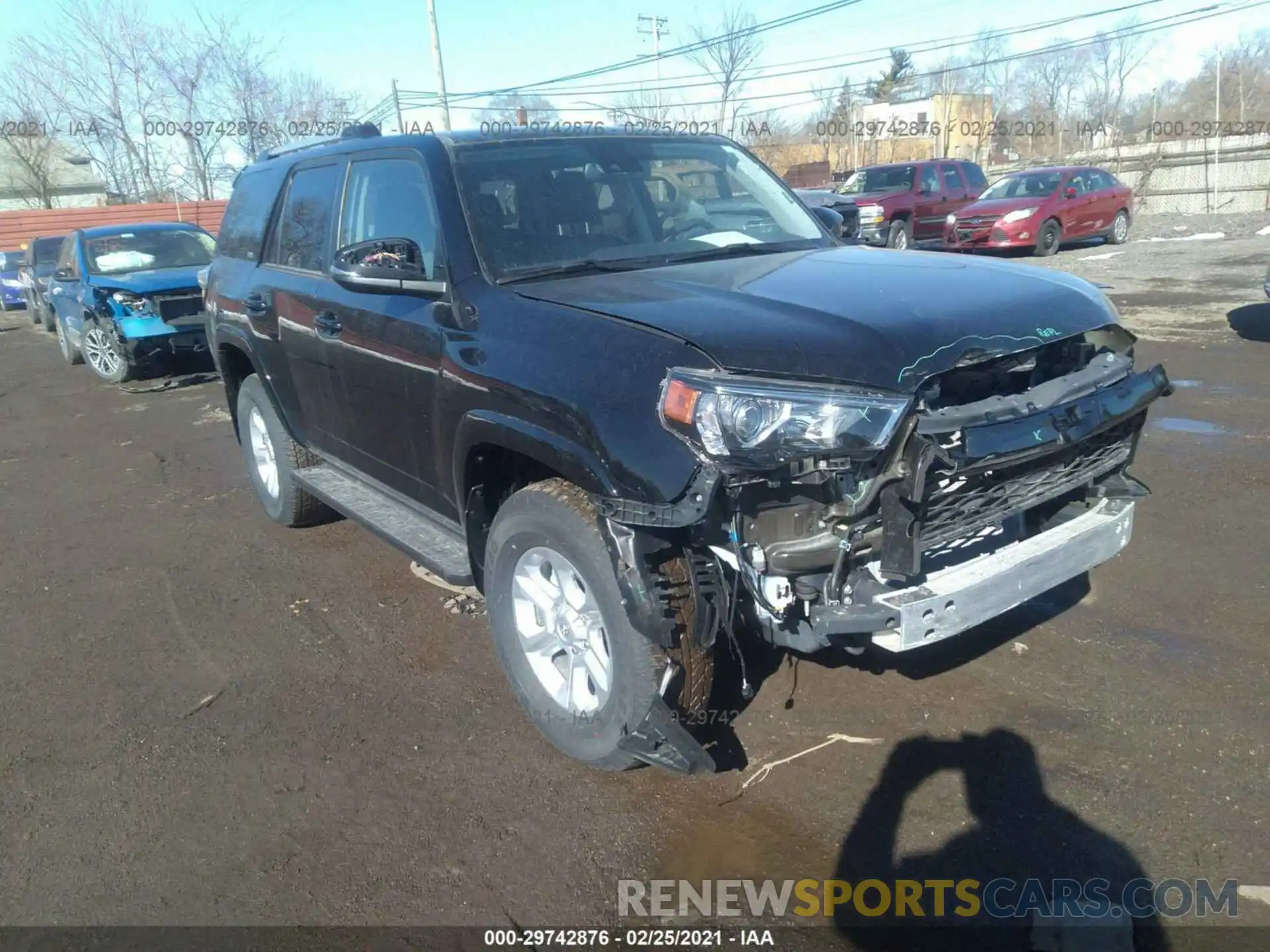 1 Photograph of a damaged car JTEBU5JR3L5796463 TOYOTA 4RUNNER 2020