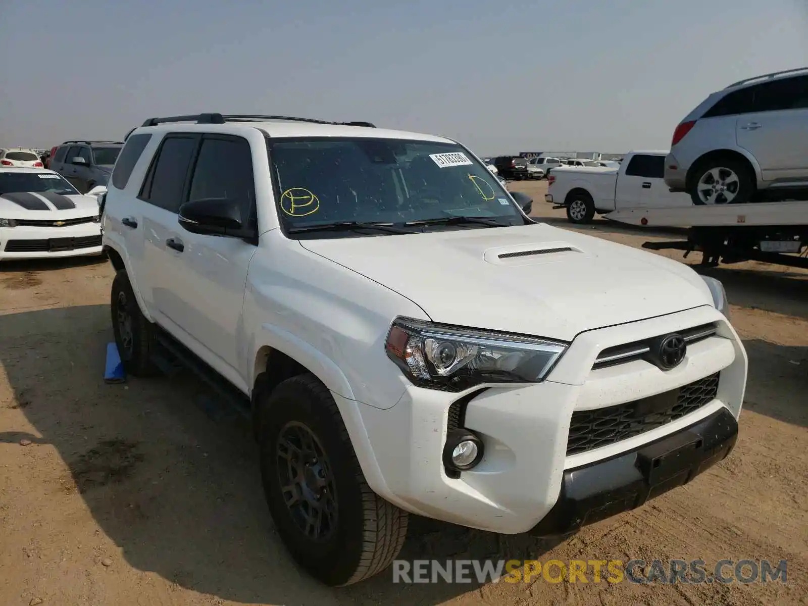 1 Photograph of a damaged car JTEBU5JR3L5806893 TOYOTA 4RUNNER 2020