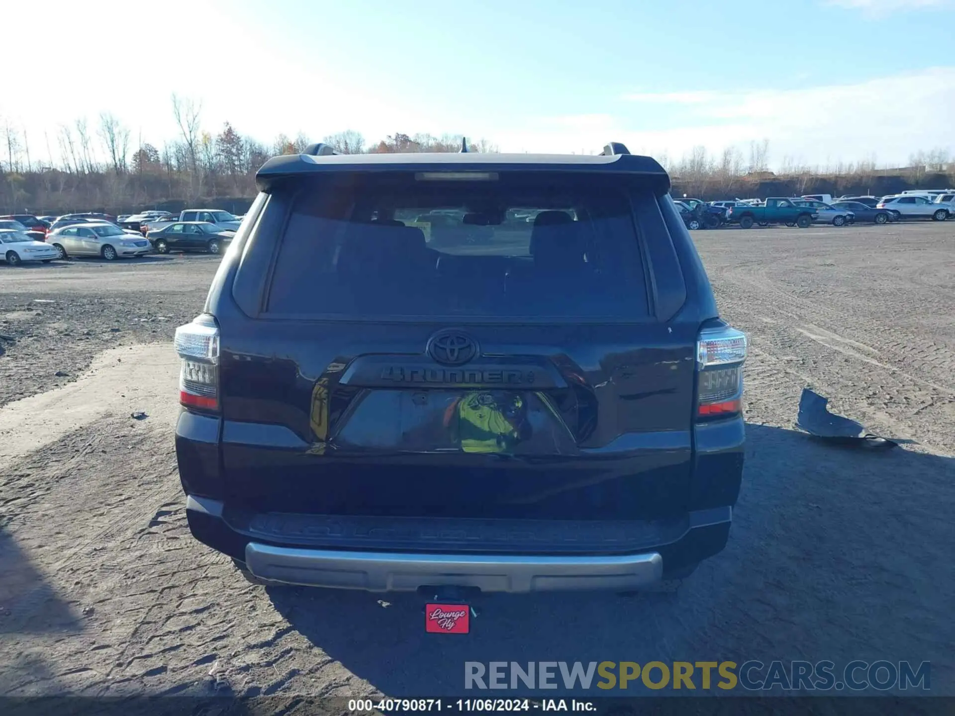 16 Photograph of a damaged car JTEBU5JR3L5808711 TOYOTA 4RUNNER 2020