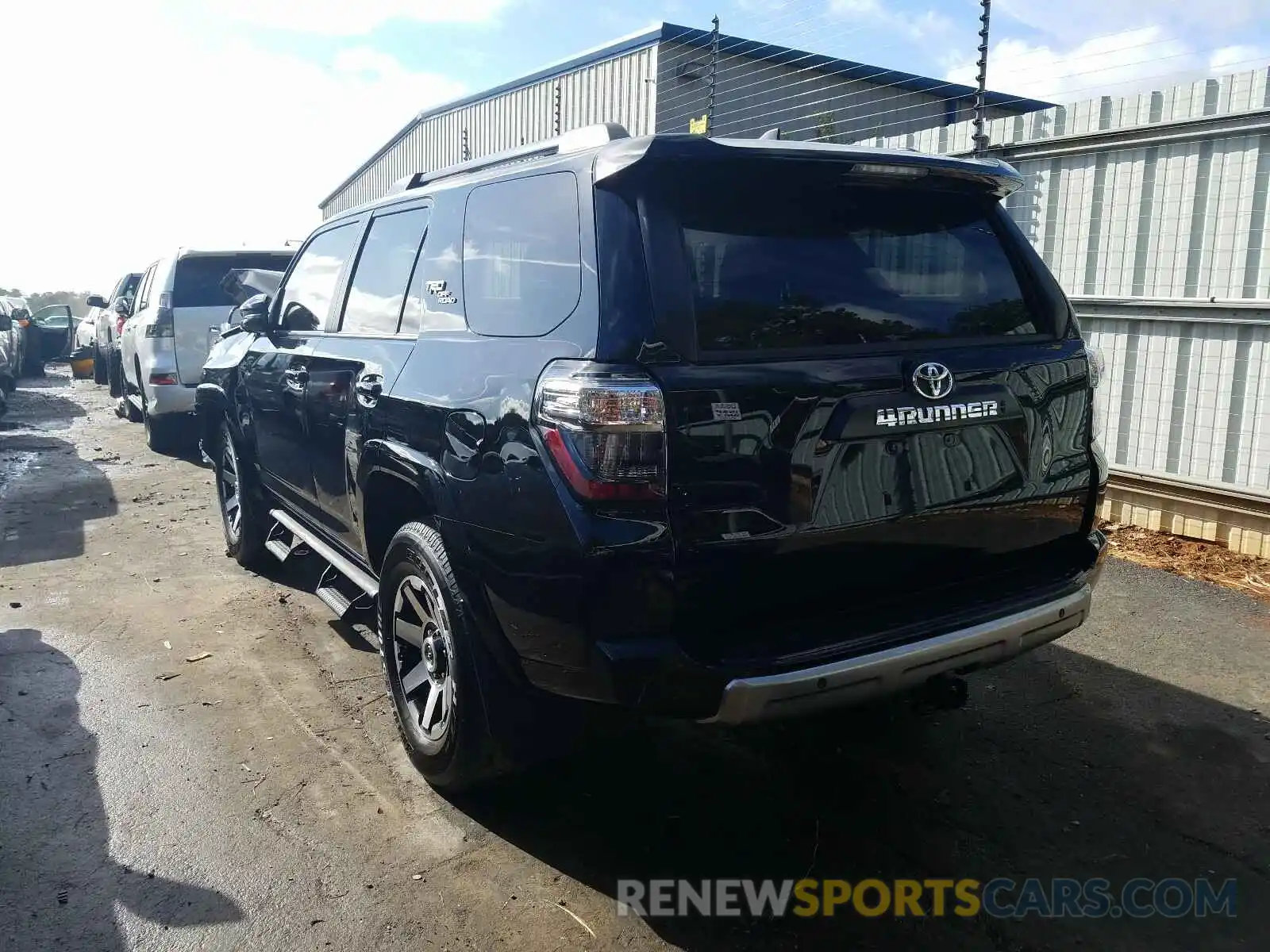 3 Photograph of a damaged car JTEBU5JR4L5764864 TOYOTA 4RUNNER 2020