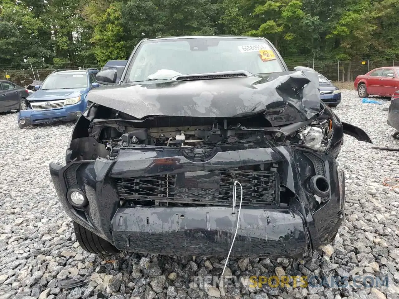 5 Photograph of a damaged car JTEBU5JR4L5782815 TOYOTA 4RUNNER 2020
