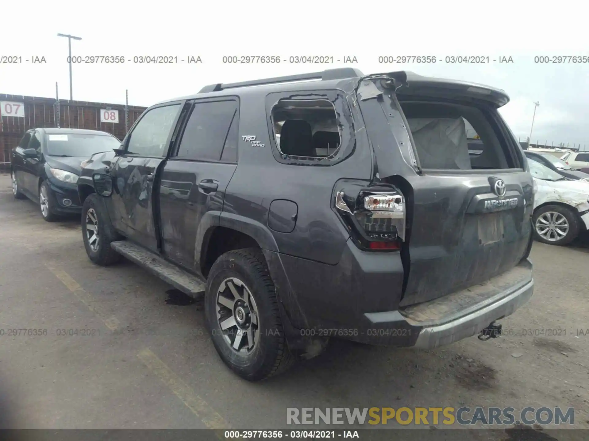 3 Photograph of a damaged car JTEBU5JR4L5795046 TOYOTA 4RUNNER 2020