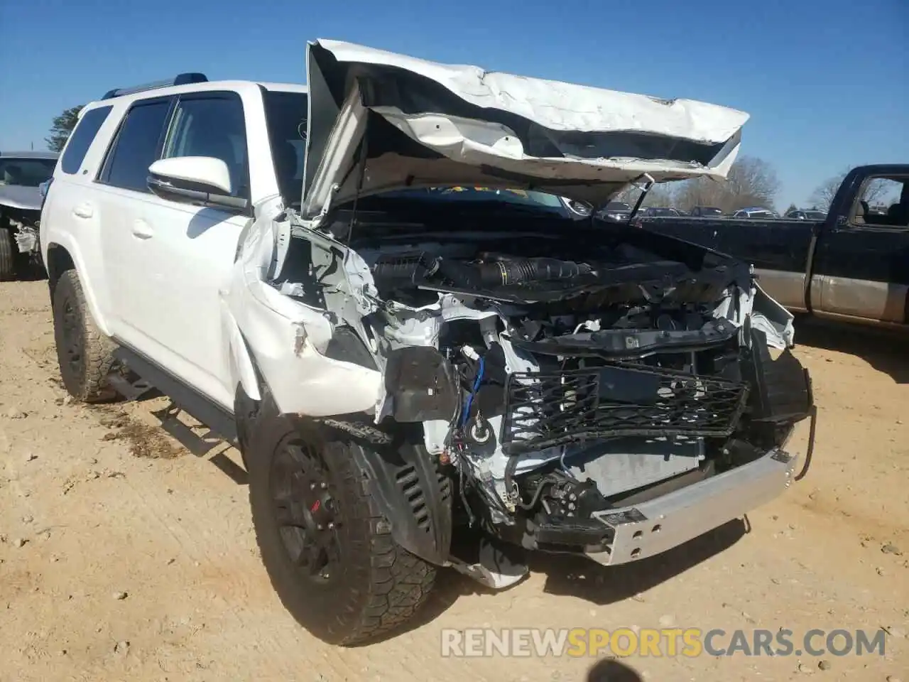 1 Photograph of a damaged car JTEBU5JR4L5796973 TOYOTA 4RUNNER 2020