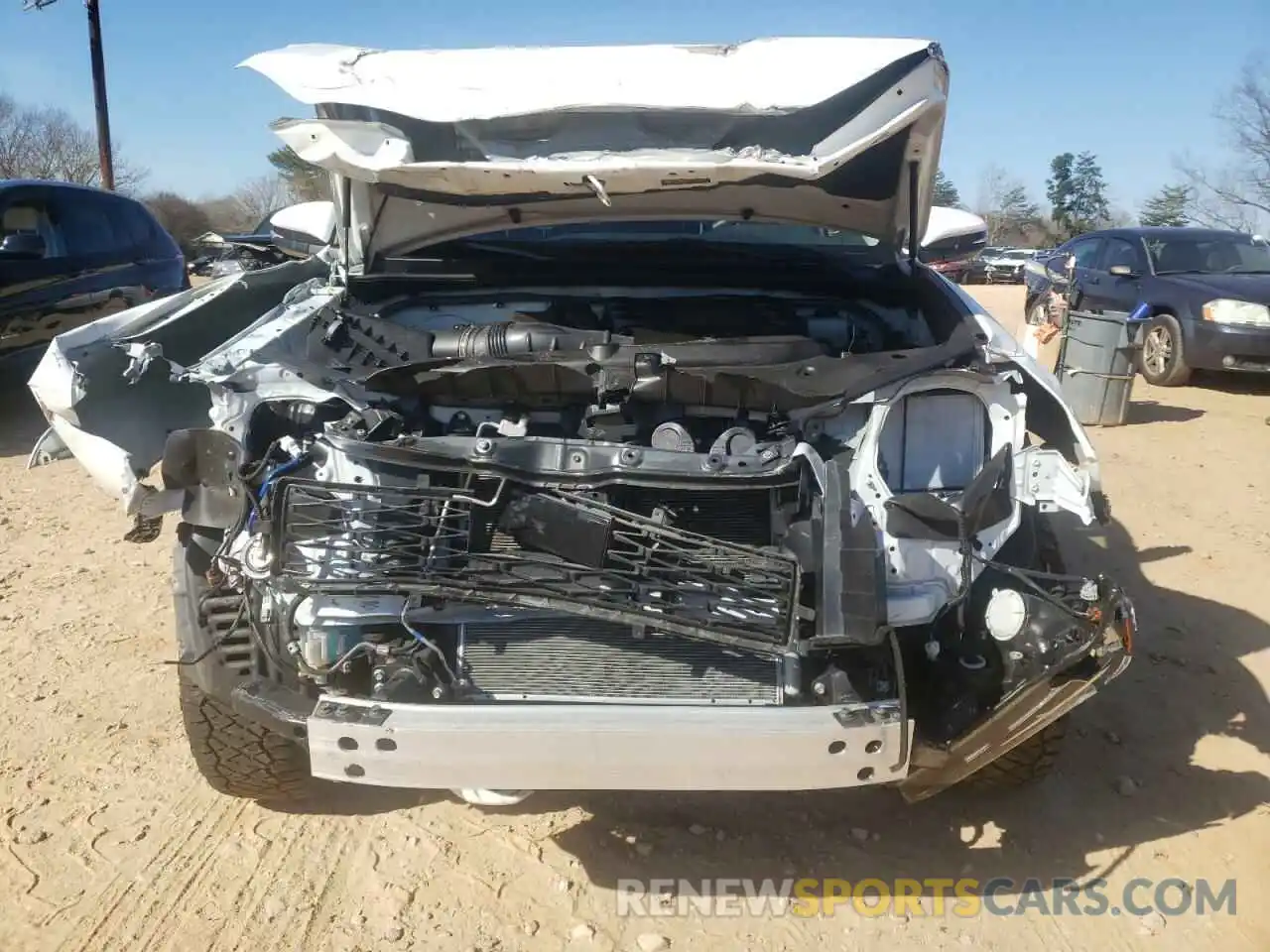 9 Photograph of a damaged car JTEBU5JR4L5796973 TOYOTA 4RUNNER 2020